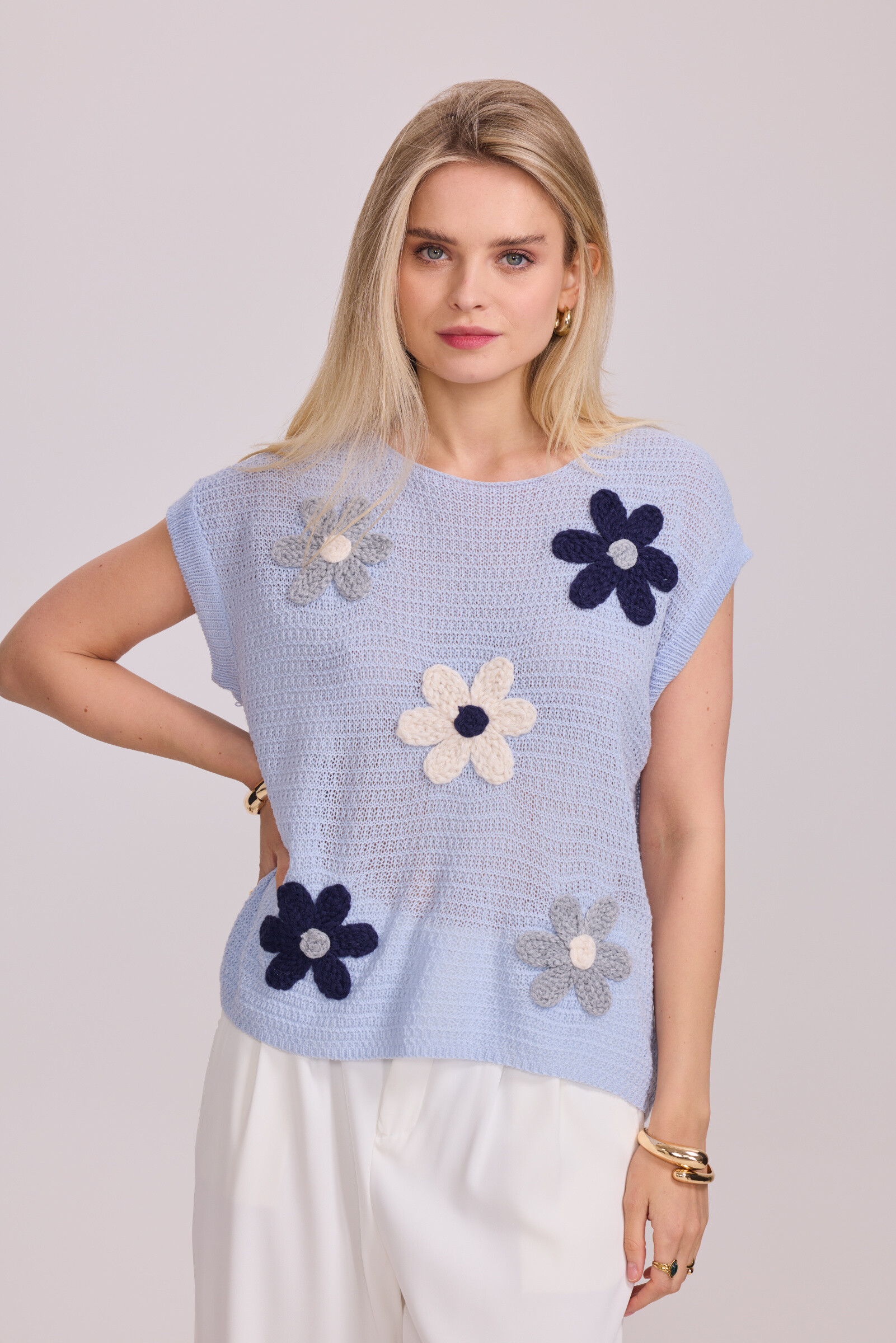 Großhändler Frime Paris - Leichtes Strickoberteil mit floralen Mustern