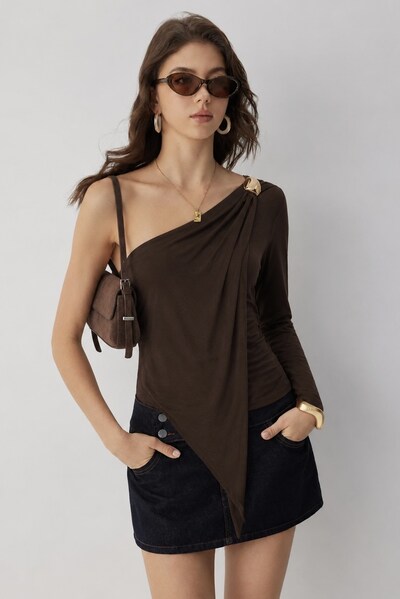 Grossiste Frime Paris - Top asymétrique drapé Grossiste Frime Paris - Top asymétrique drapé