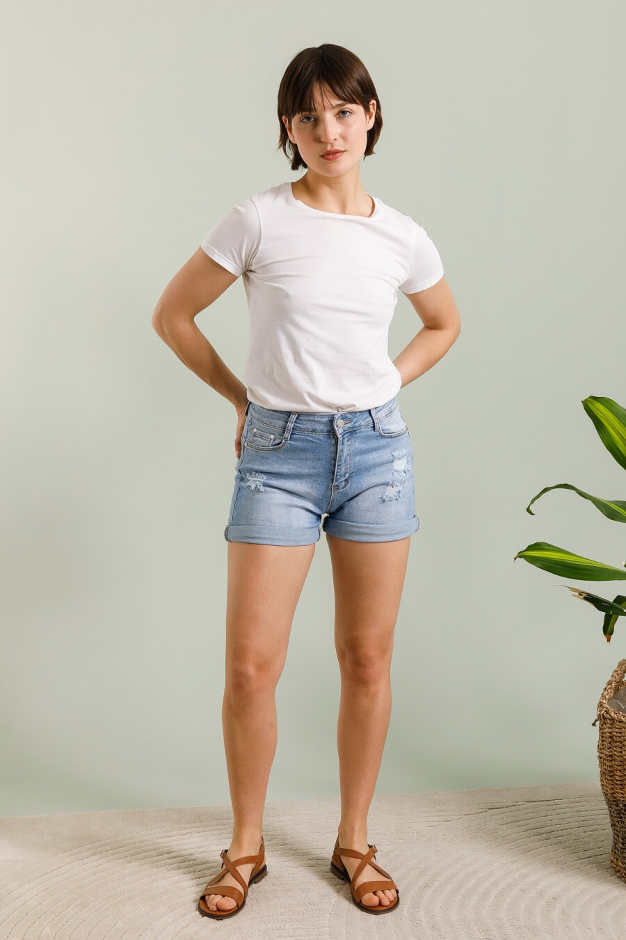 Wholesaler G-Smack - High -up torn blue shorts high waist