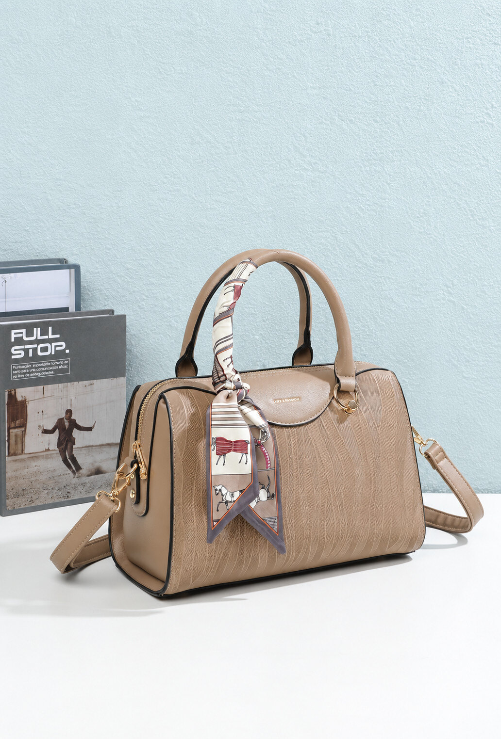 Wholesaler Gallantry Paris - Gallantry Embossed Print Handbag