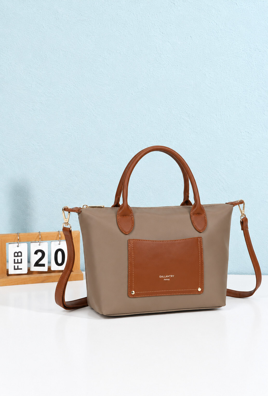 Wholesaler Gallantry Paris - Gallantry Cognac Front Pocket Handbag