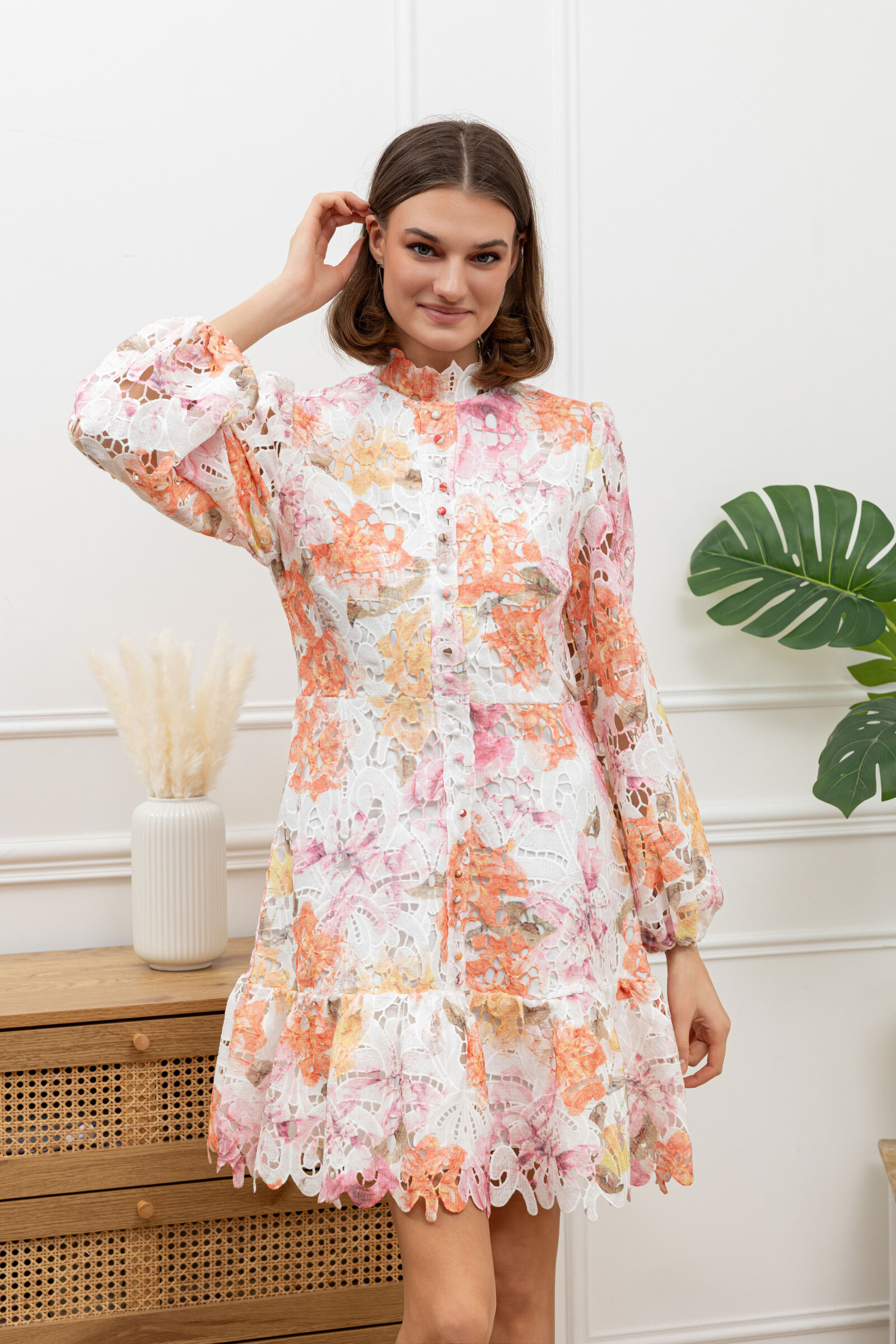 Wholesaler GD Golden Days - Flower lace dress with buttonhole