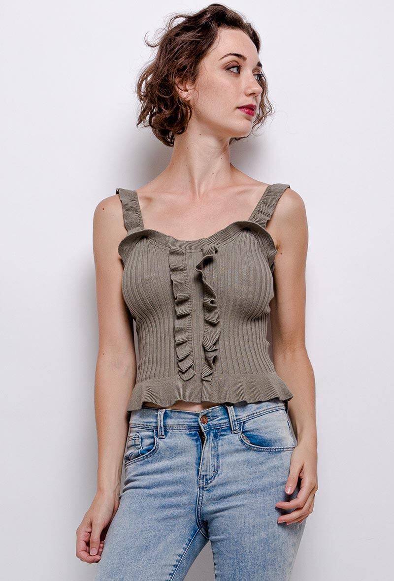 Großhändler GD Golden Days - Kurzes Strick-Tanktop mit Rüschen.