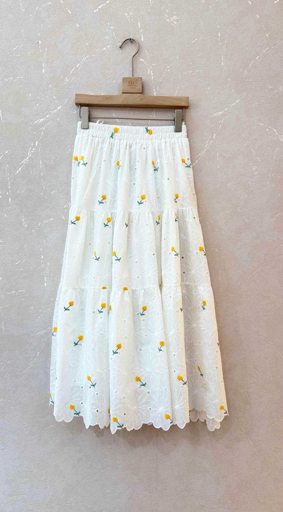Wholesaler GD Golden Days - Midi Skirt embroidered with yellow flowers