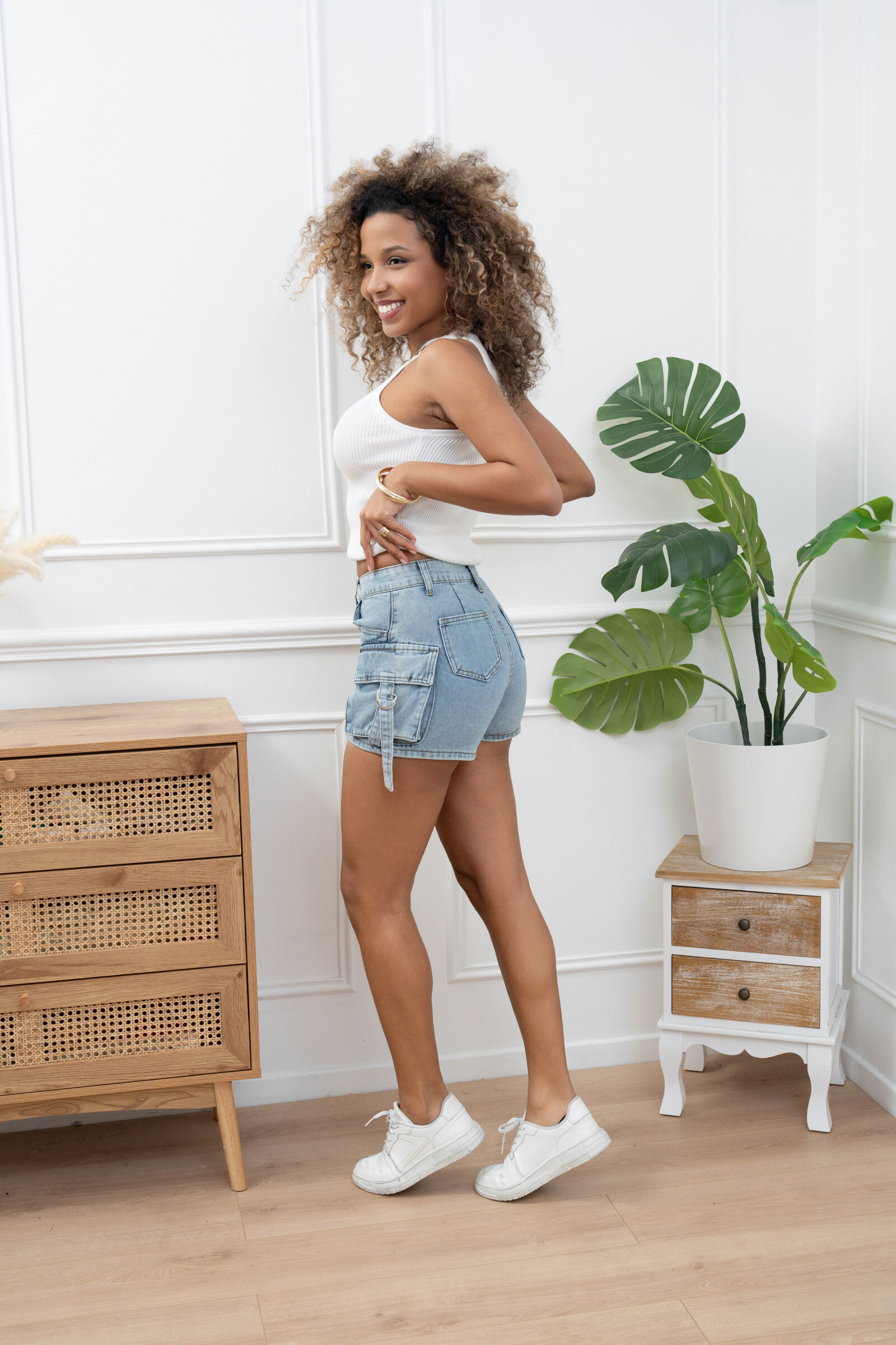 Grossista GD Golden Days - Pantaloncini di jeans ad alto contenuto di tasche cargo