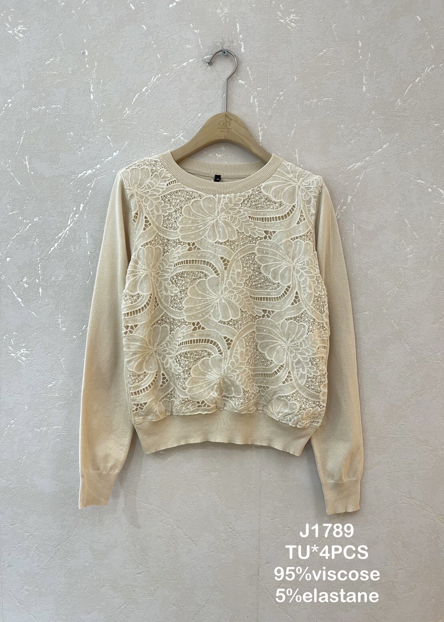 Wholesaler GD Golden Days - Drunk sweatshirt with openwork floral lace panel