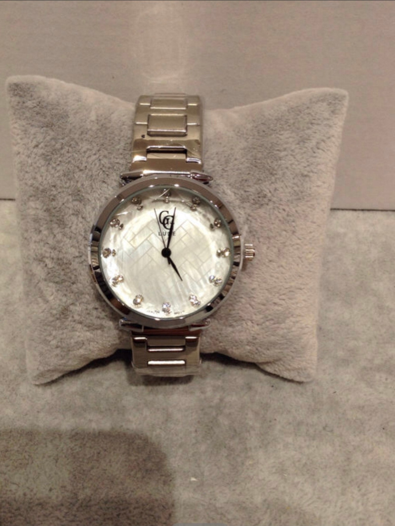 Wholesaler GG Luxe Watches - Women's Watch GGluxe 1593 A