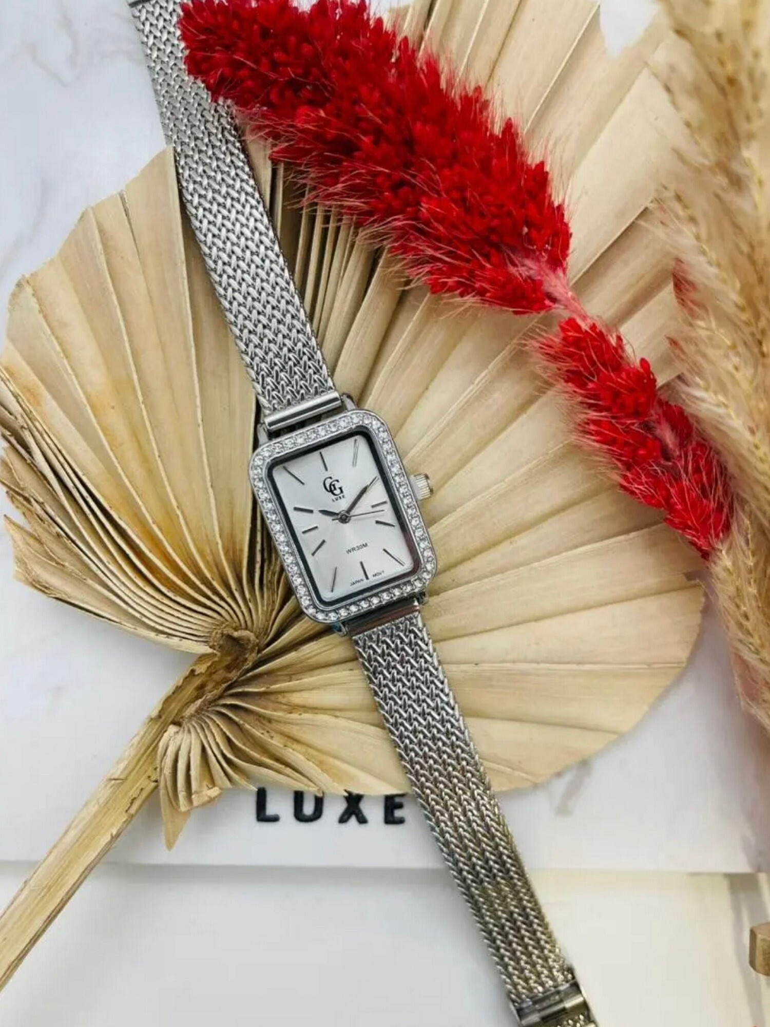 Grossista GG Luxe Watches - Luxury GG Women's Watch con braccialetto milanese 1820