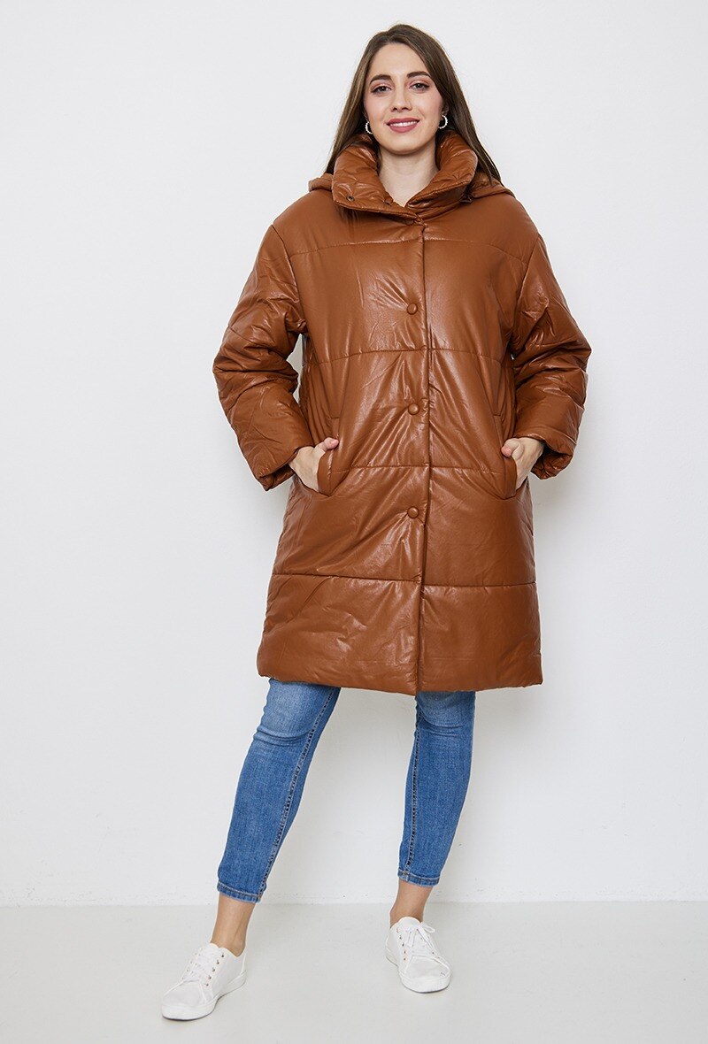 Großhändler GG LUXE - Mittellange Daunenjacke mit Kapuze