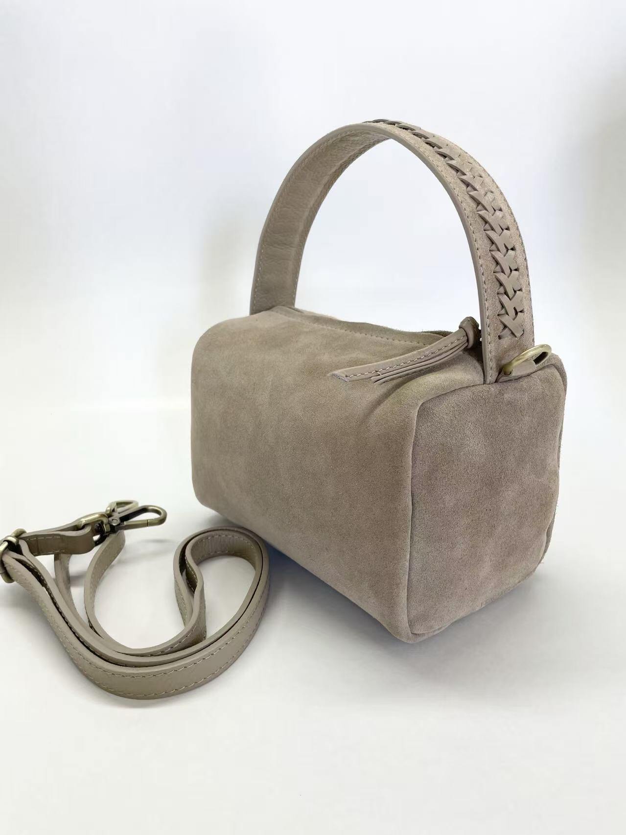 Grossista GHT - BORSA IN VERA PELLE CAMOSCIO