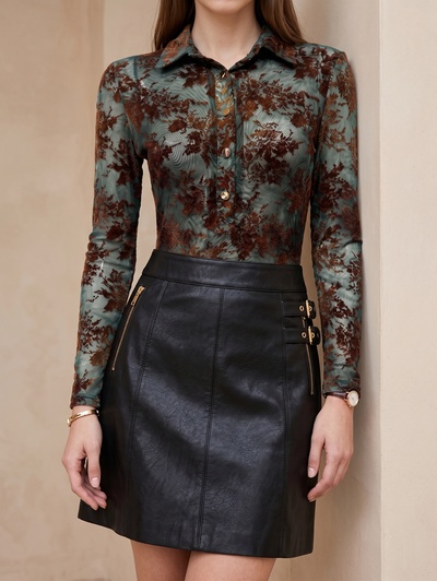Grossiste Giorgia - Body en tulle imprimé floral à manches longues et col chemise Grossiste Giorgia - Body en tulle imprimé floral à manches longues et col chemise