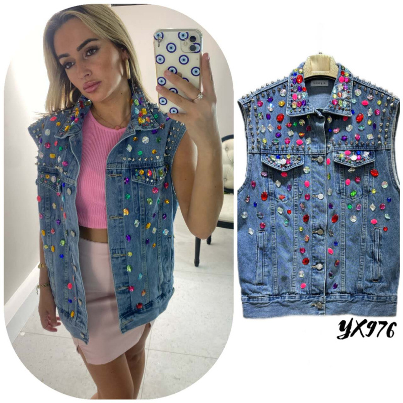 Grossista Soy & Co - Gilet di jeans con dettagli gioiello