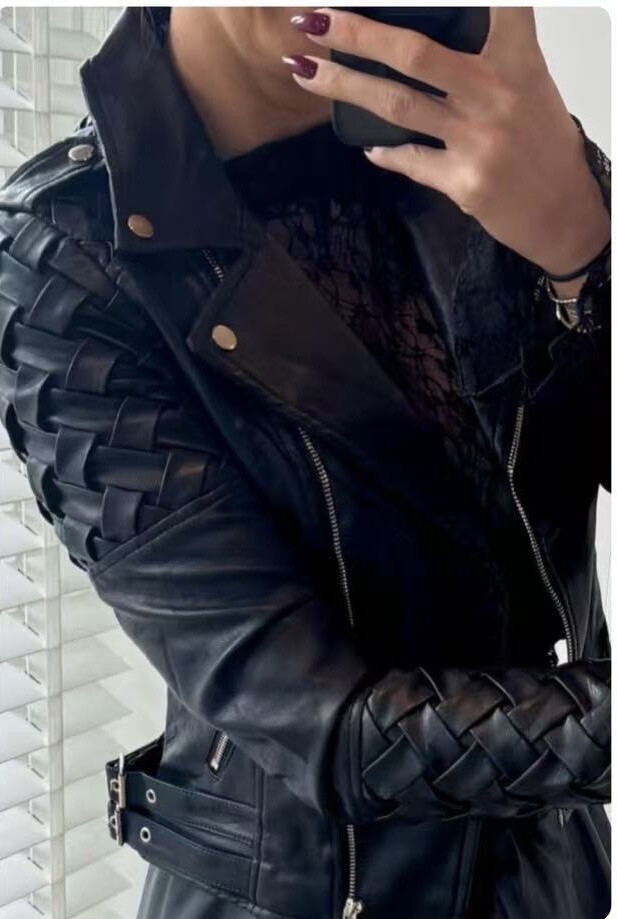 Grossiste Soy & Co - veste en similicuir avec détails tressés sur les manches