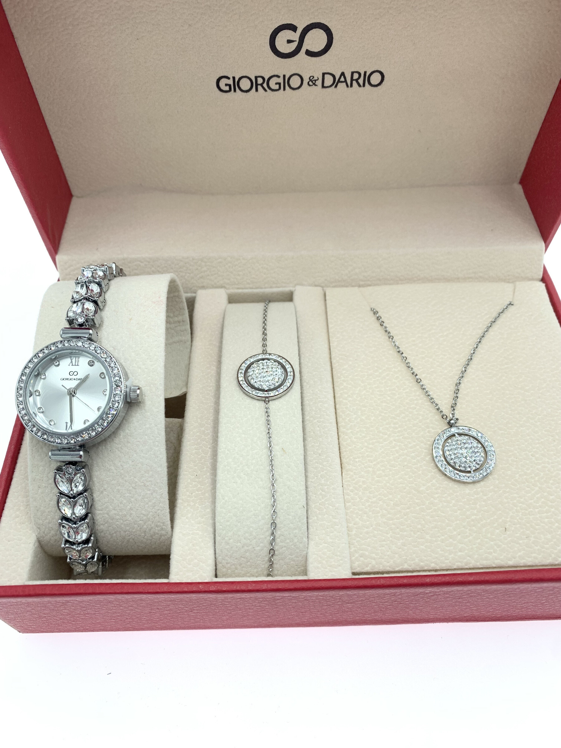 Wholesaler Giorgio & Dario - G&D women's trendy box with heart steel jewelry