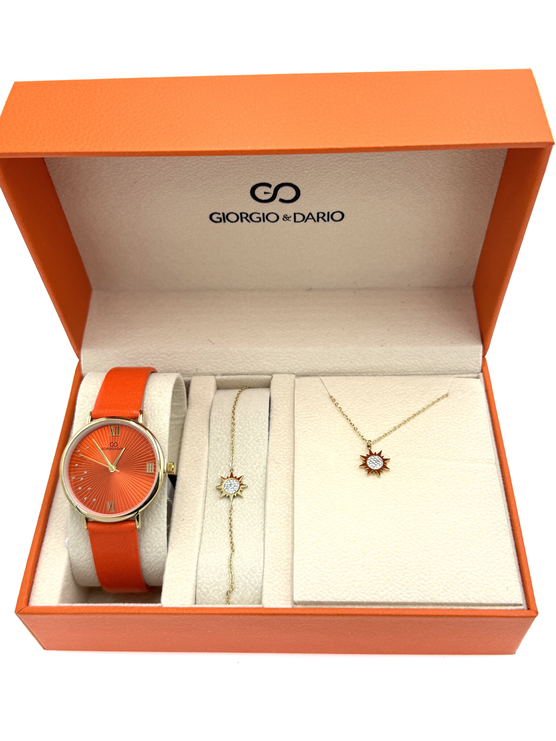 Mayorista Giorgio & Dario - Caja de moda para mujer de G&D con joyas de acero en forma de corazón