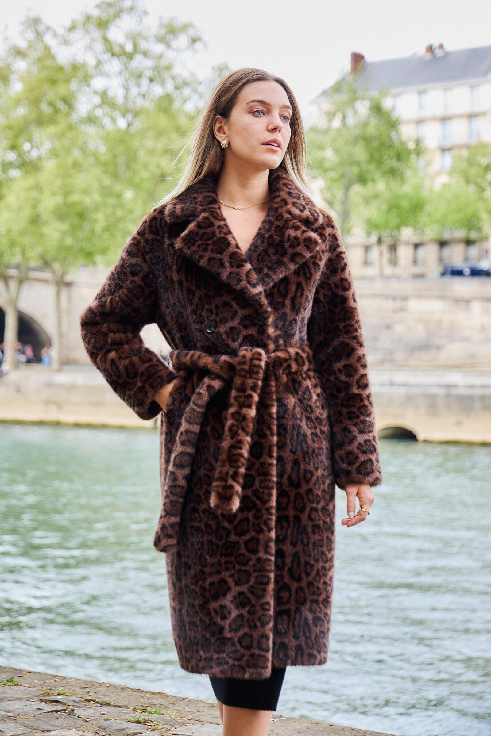 Wholesaler Giovanni Paris - Long belted coat in faux fur