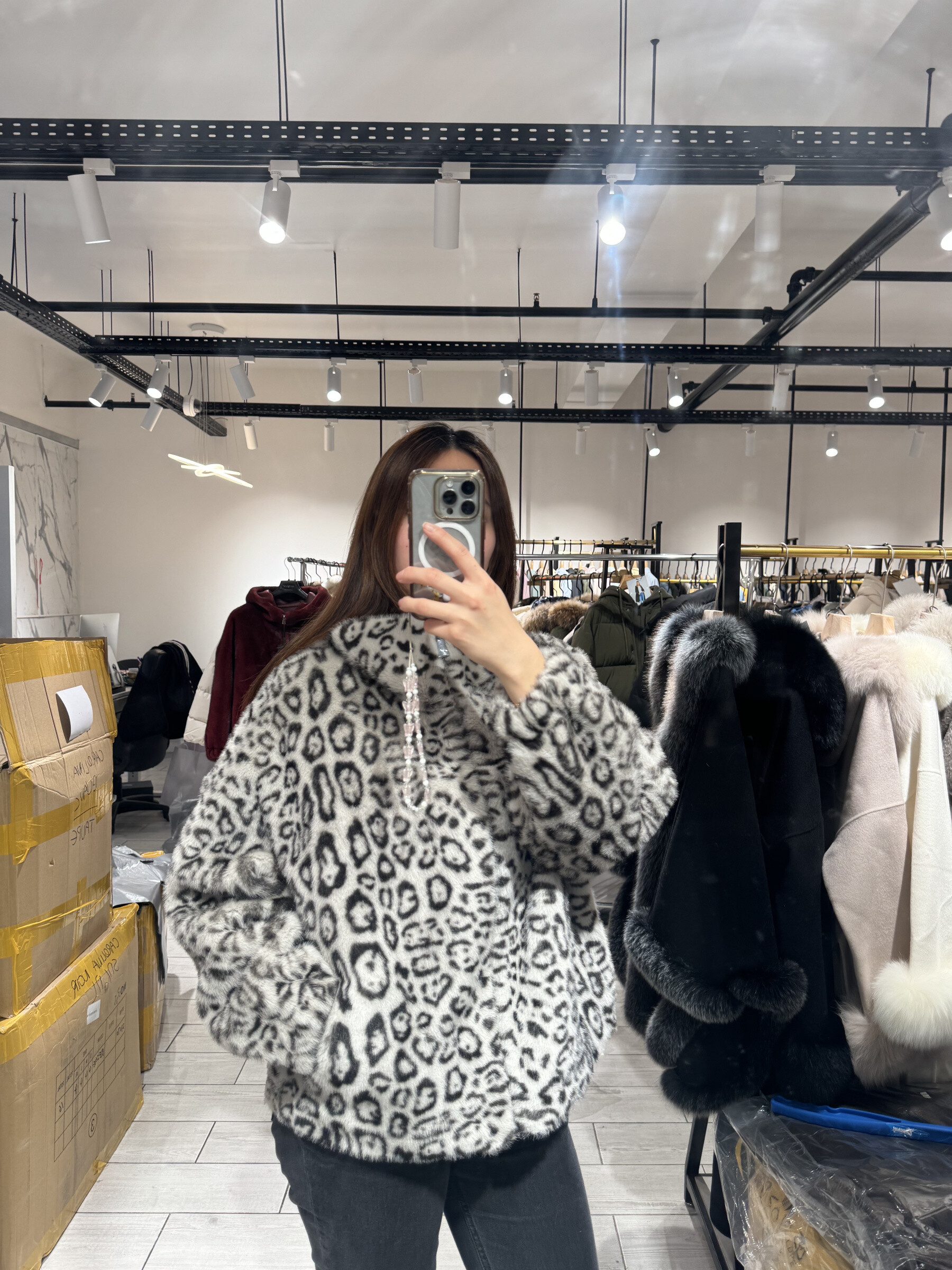 コート PAROSH FW25 LEOPARD SHEARLING JACKET (D470083 MARIANNE806) P.A.R.O.S.H. leopard-print Shearling Coat | Brown | FARFETCH CA