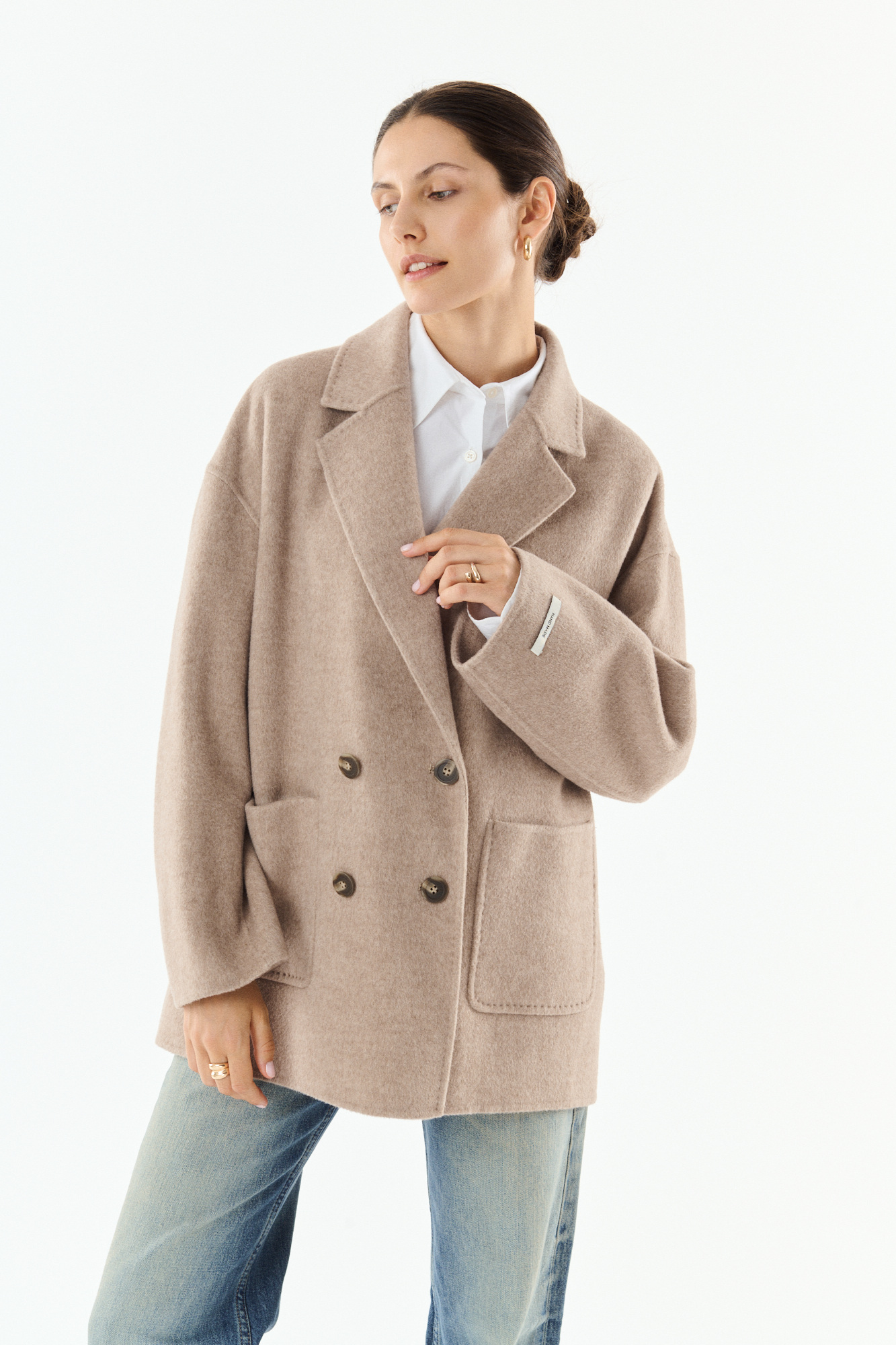 Wholesaler Giovanni Paris - Blended wool jacket with a notched collar, patch pockets, and a double-breasted button closure