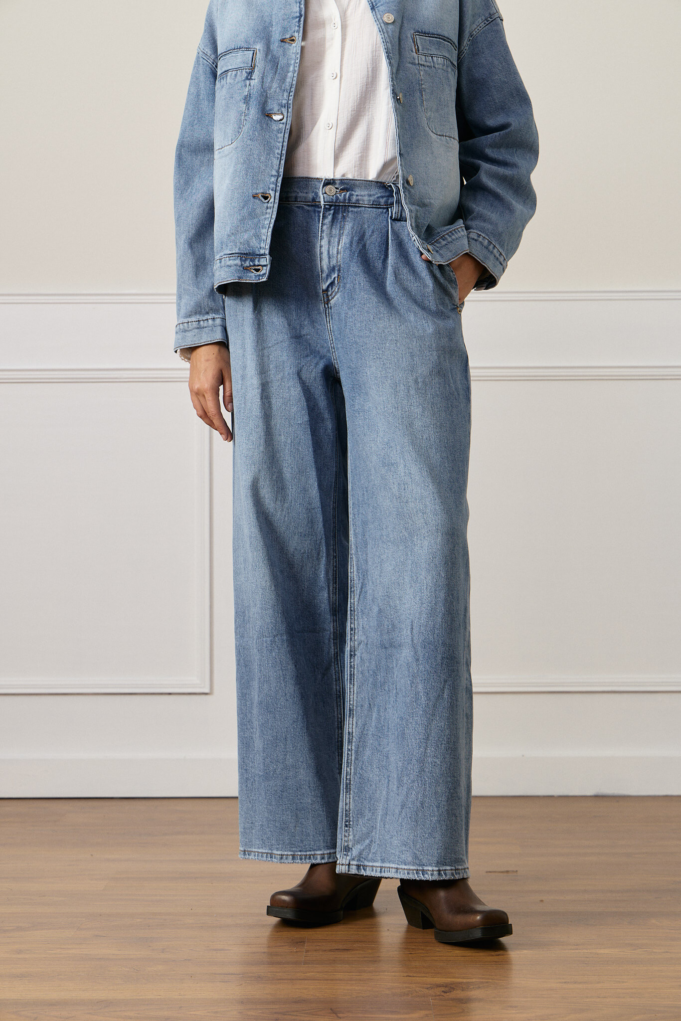Wholesaler GIOYA&CO - LIGHT JEANS