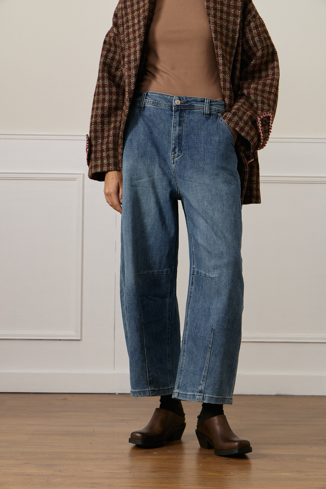 Wholesaler GIOYA&CO - BARREL-WIDE LEG JEANS