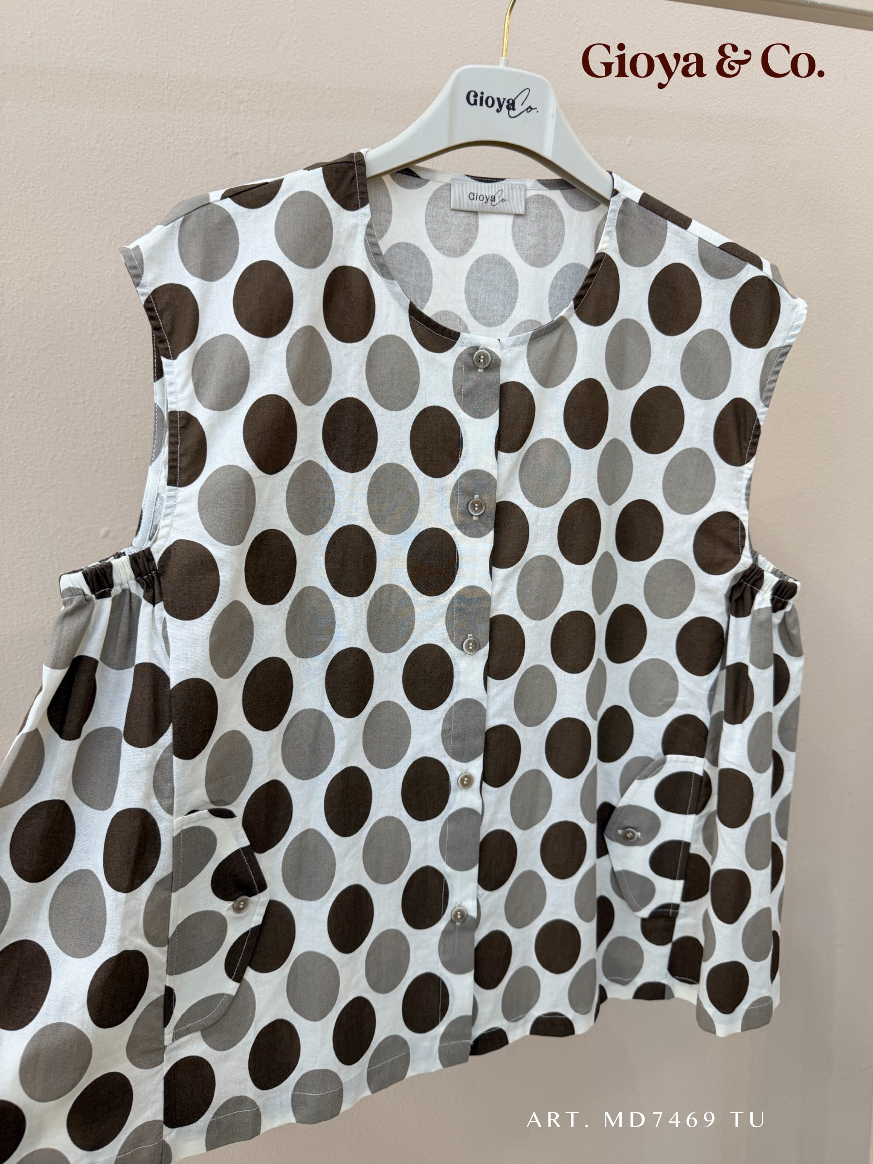 Wholesaler GIOYA&CO - Polka dot vest