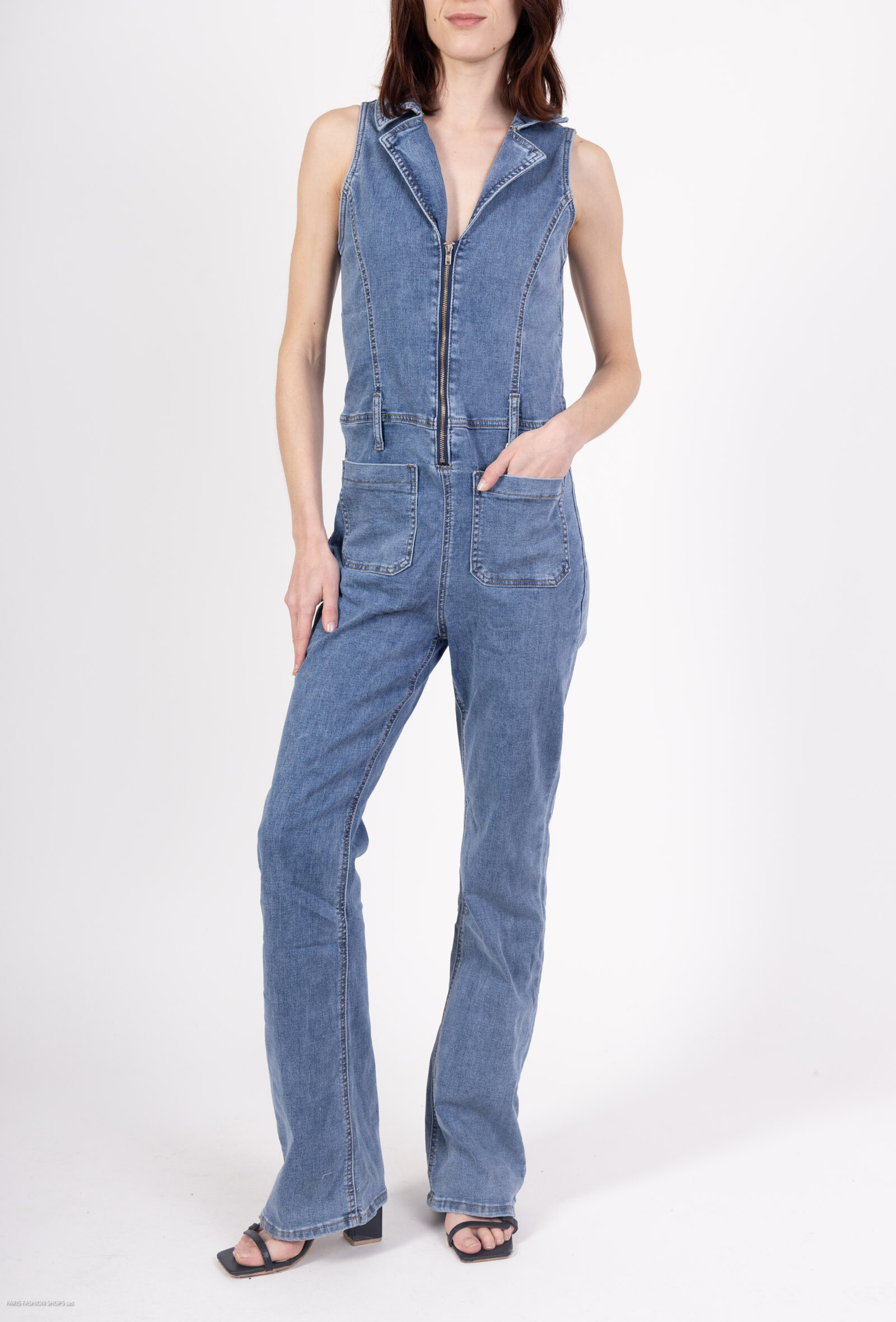 Grossiste Girl Vivi - Robe en jean avec bords bruts