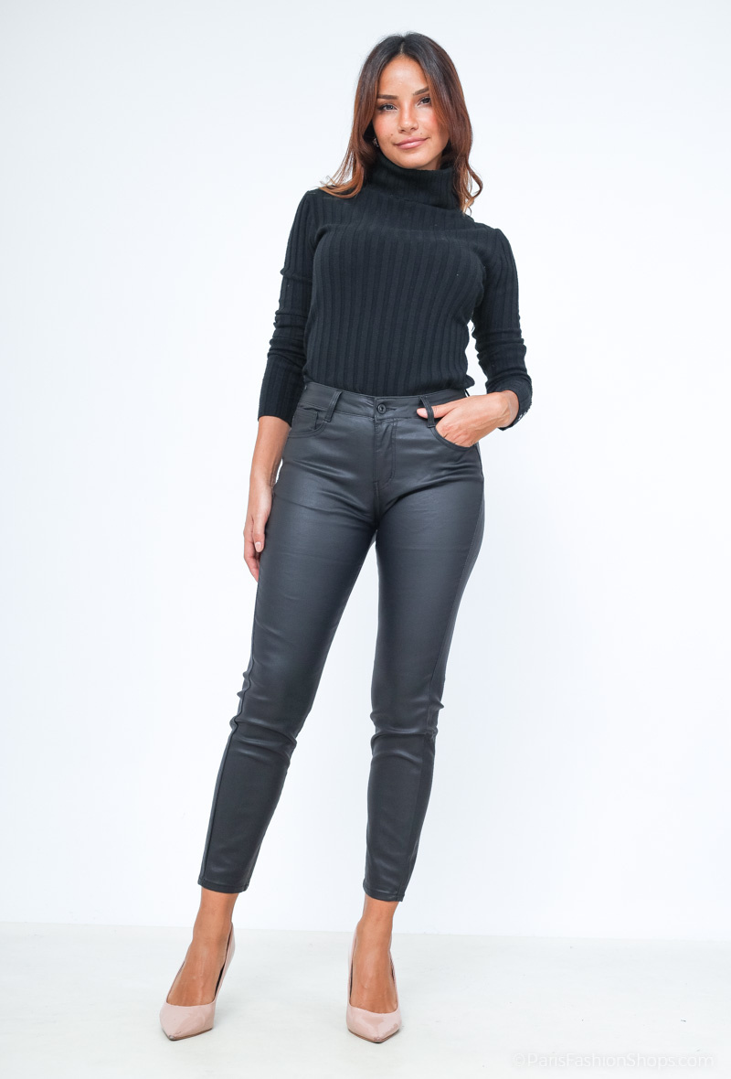 Mayorista Girl Vivi - Pantalón en cuero sintético