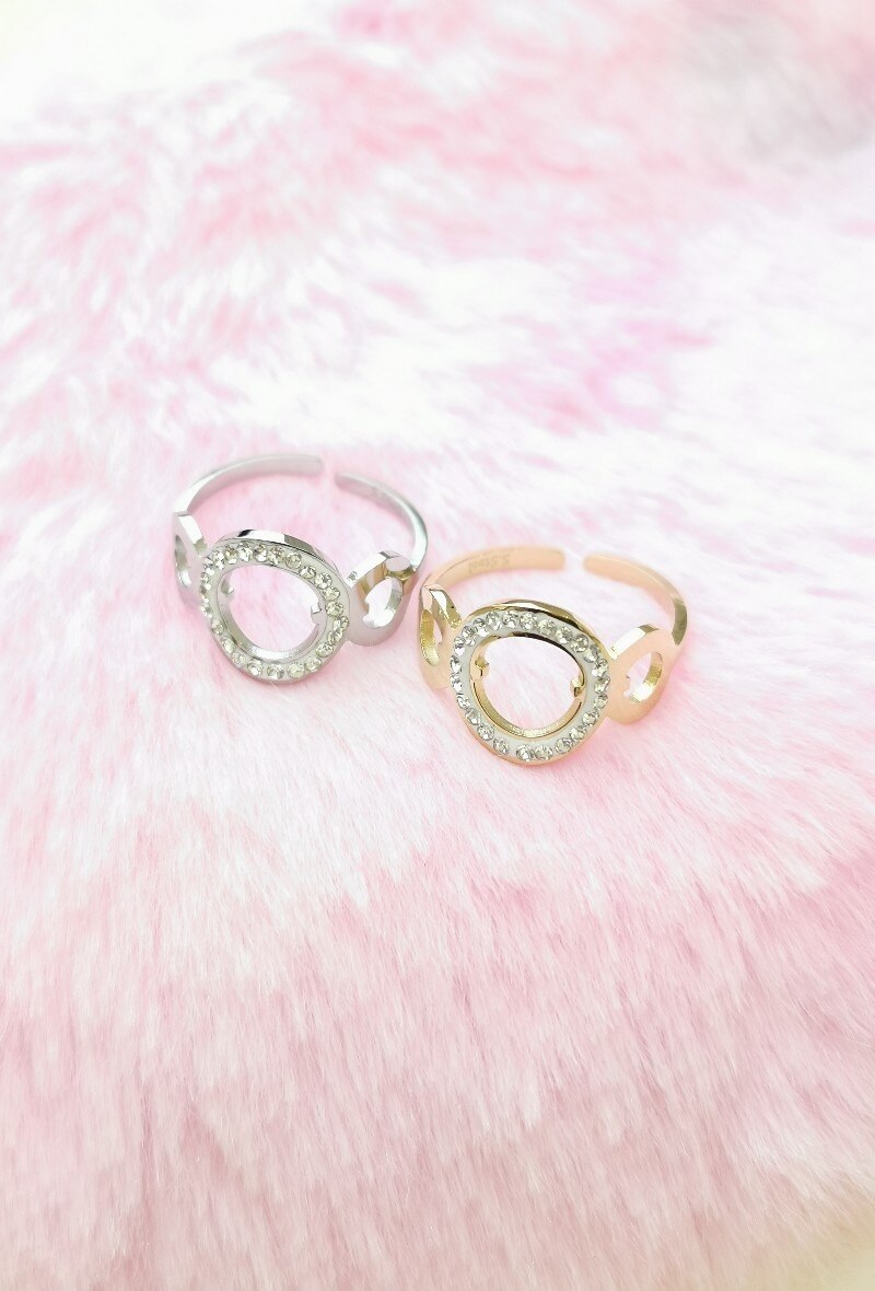 Grossiste Glam Chic - Bague réglable cercle avec strass en acier inoxydable