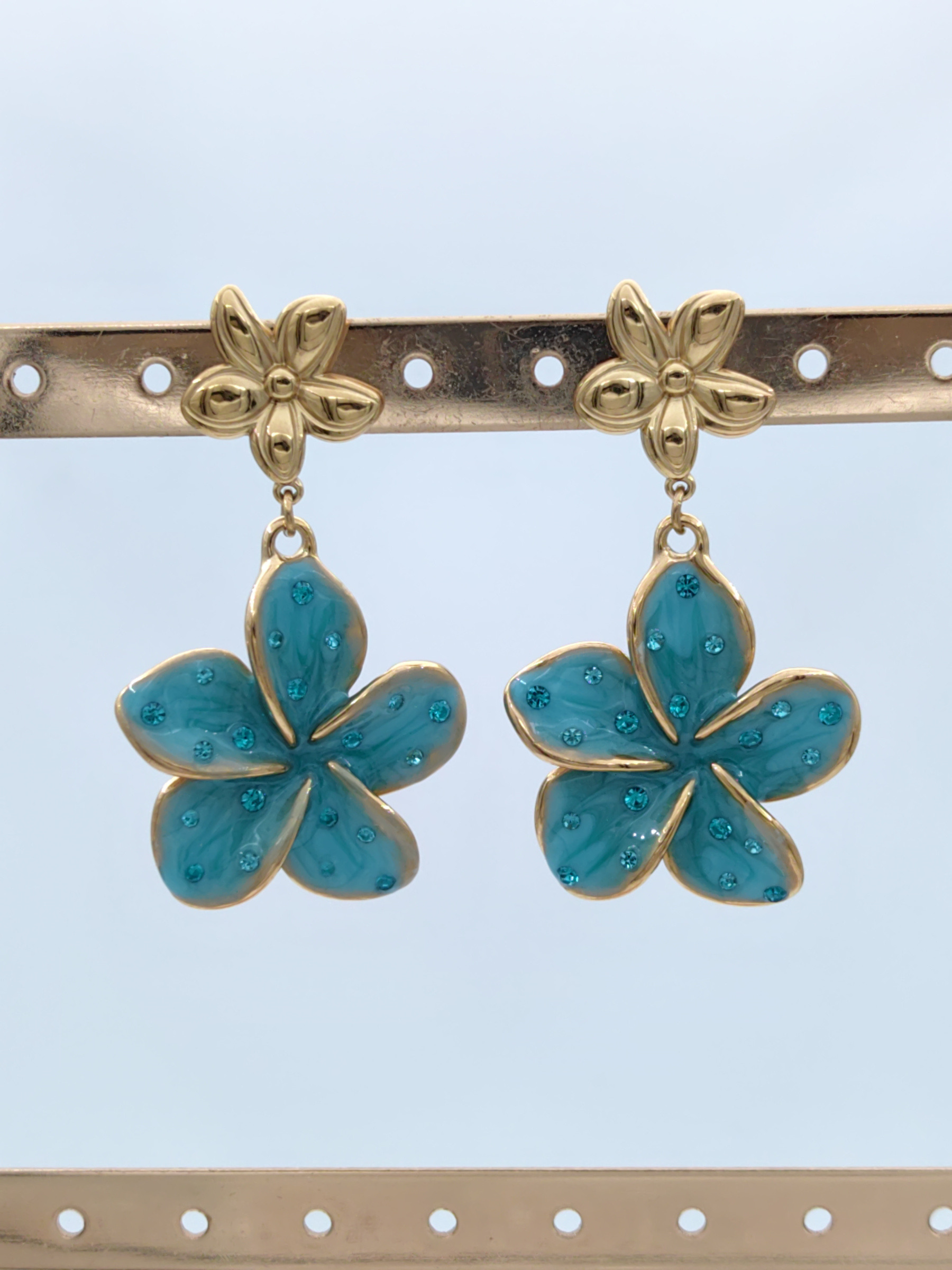 Mayorista Glam Chic - Pendientes de flores de acero inoxidable
