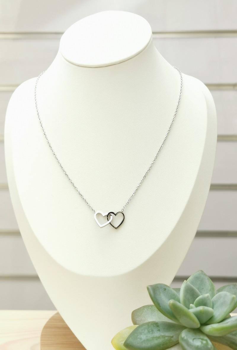 Grossiste Glam Chic - Collier double coeurs simples croisés
