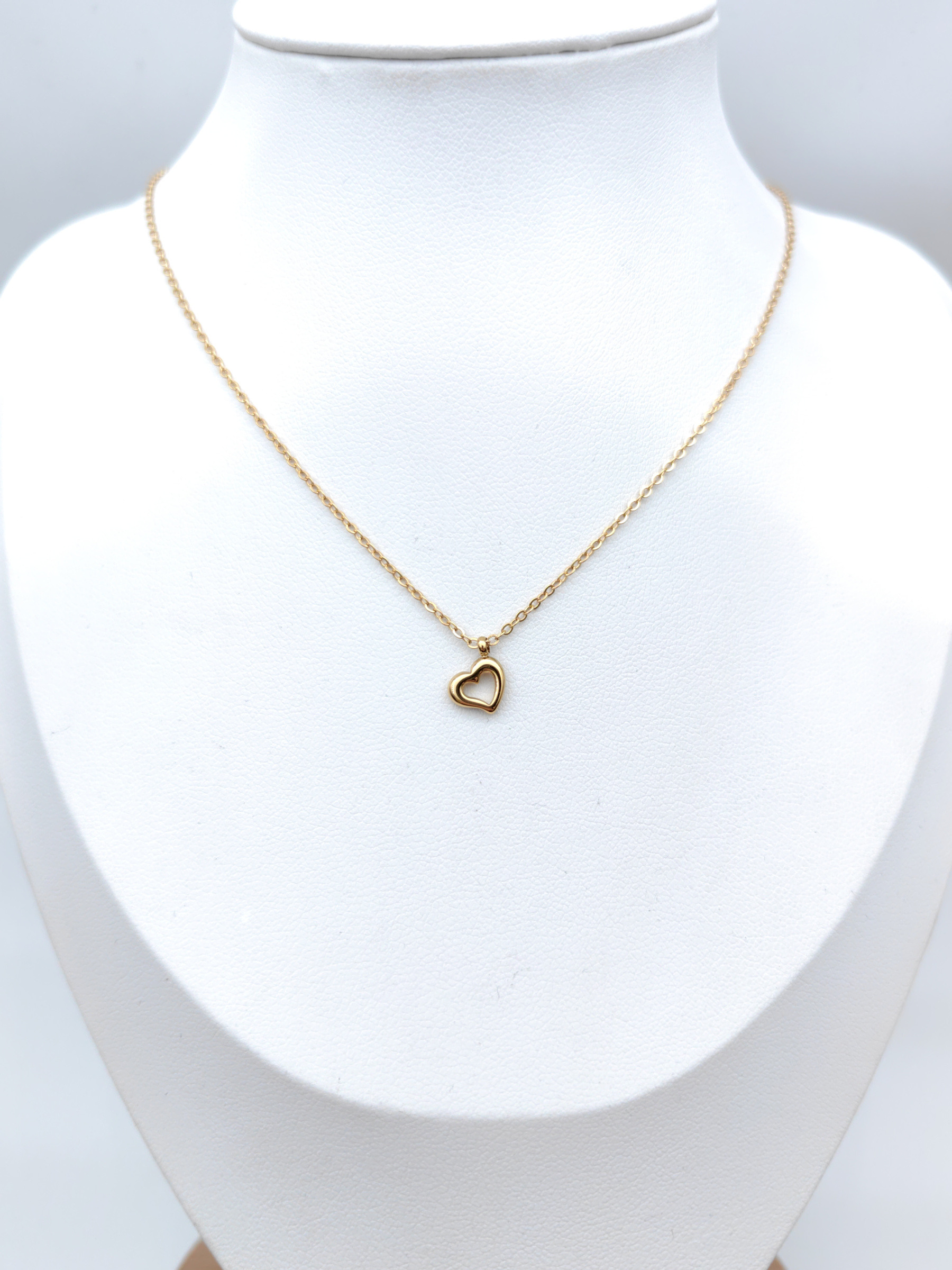 Grossiste Glam Chic - Collier cœur en acier inoxydable