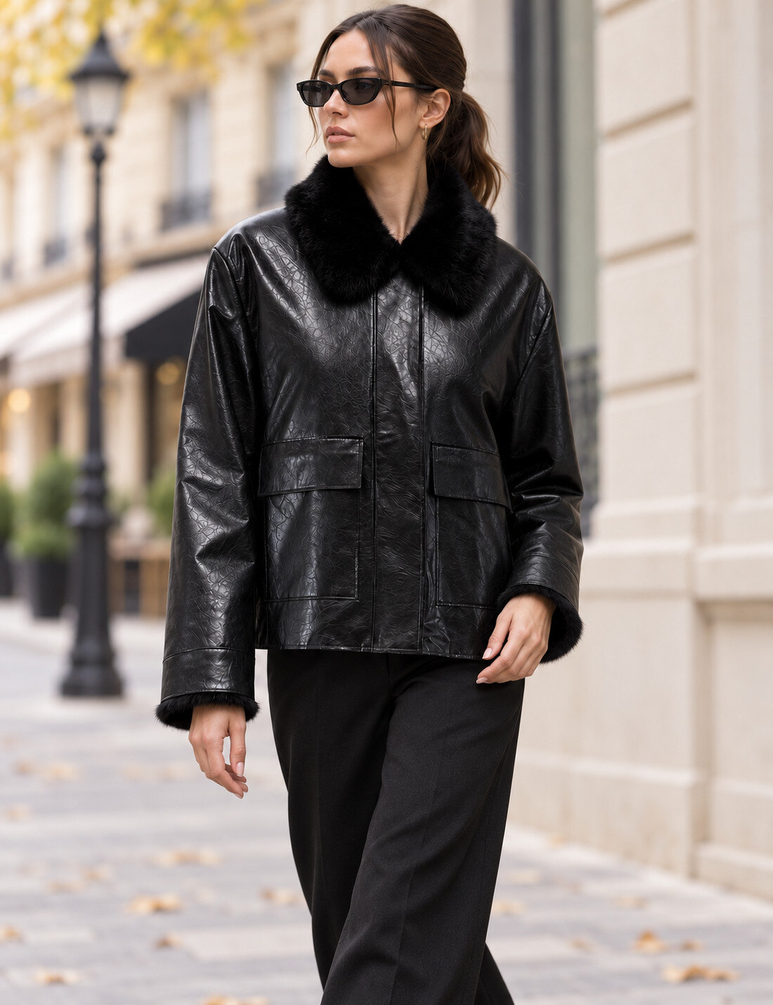 Großhändler GOA PARIS - Kunstlederjacke mit Kunstfellkragen 64252