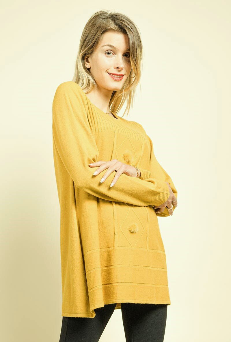 Wholesaler Gold Fashion - Sweater with fluffy pompoms
