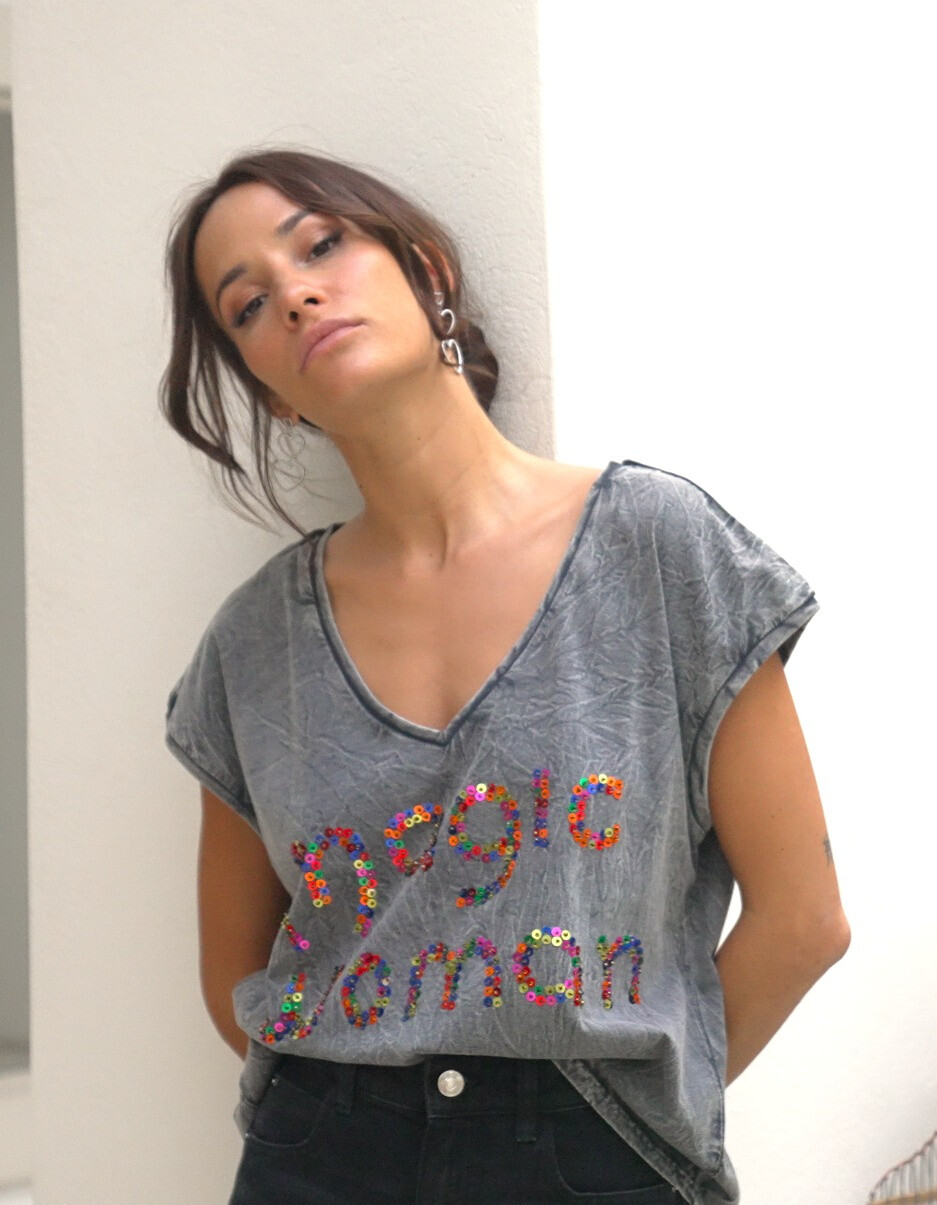 Grossiste Gold & Silver - T-shirt à sequins Magic Woman