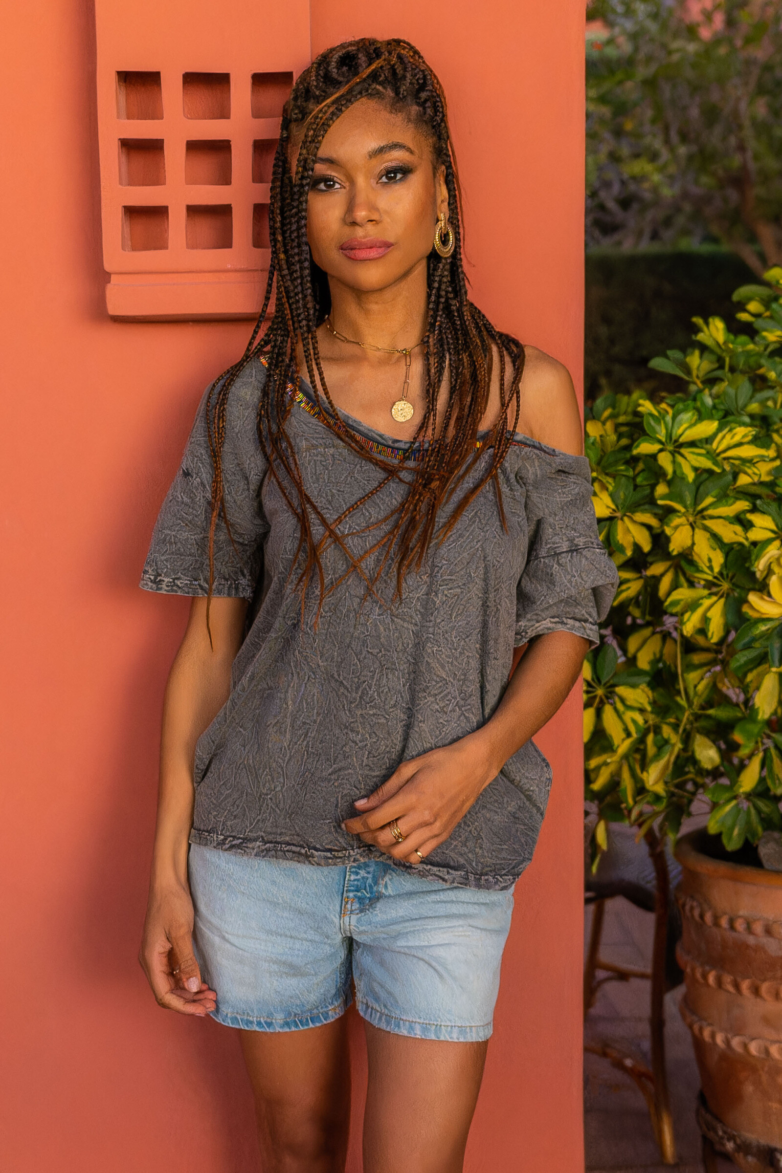 Mayorista Gold & Silver - Camiseta Ma Bel con lentejuelas