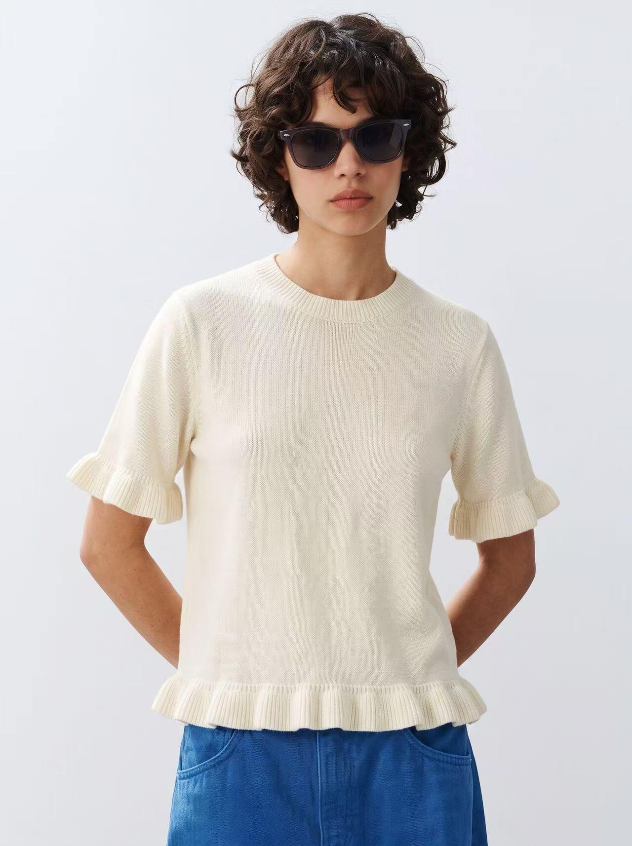 Grossista Golden Days - G&D - Maglione a maniche corte in maglia di lana con volant