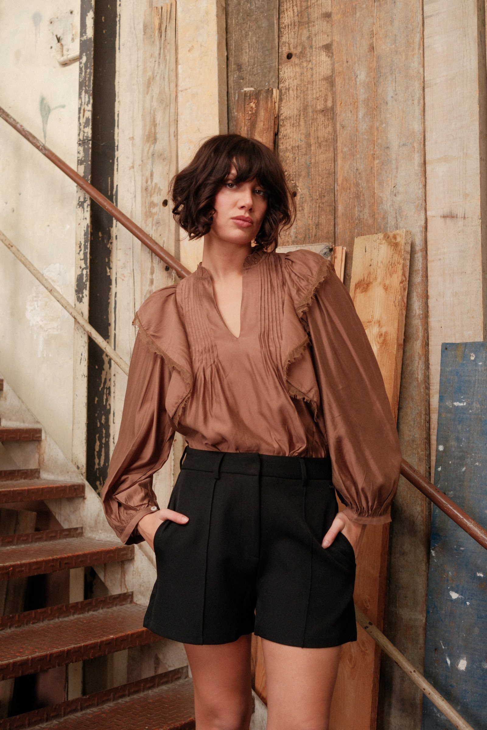 Grossiste Golden Live - Blouse en tencel à dentelle