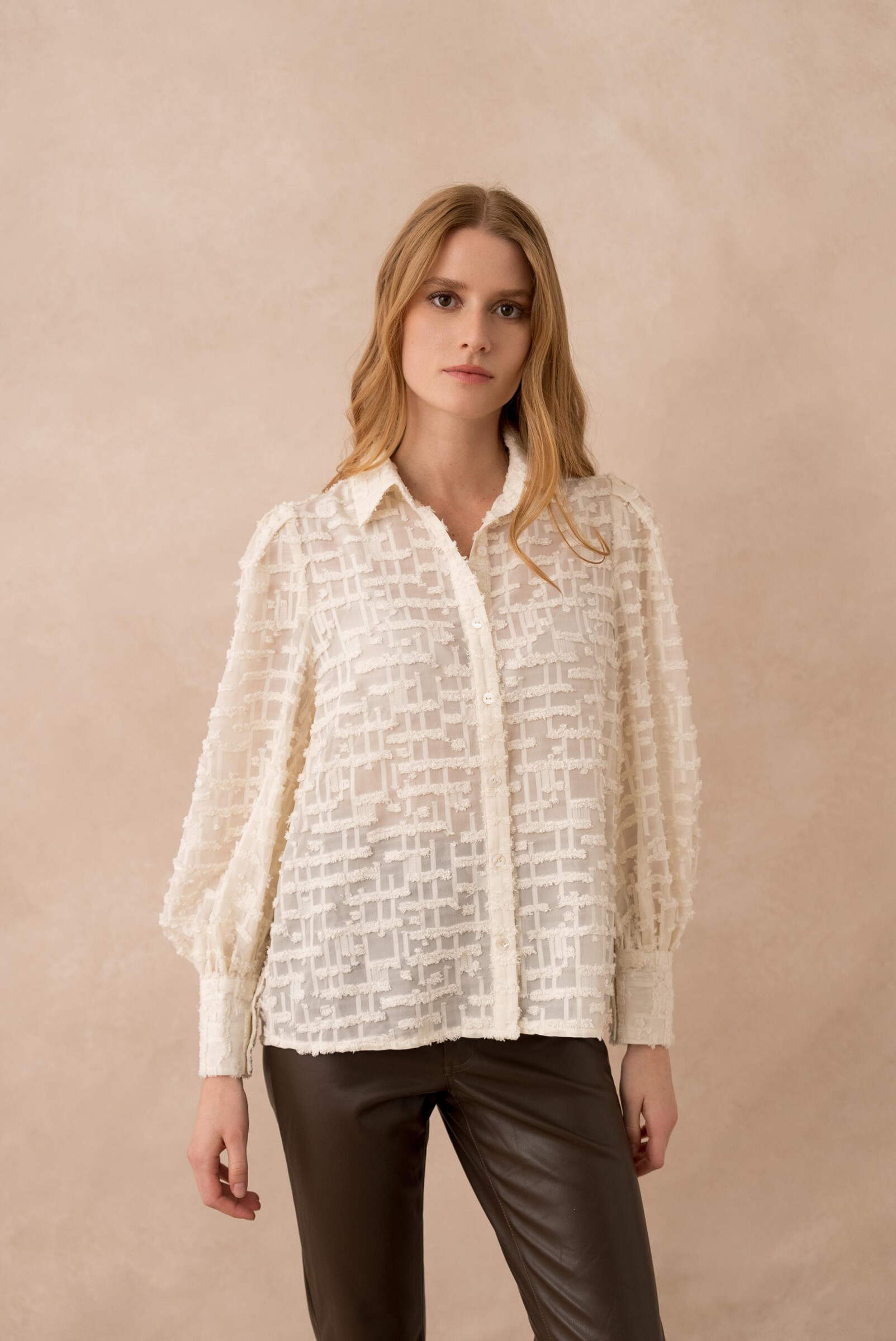 Wholesaler Golden Live - Long Puff Sleeve Textured Shirt