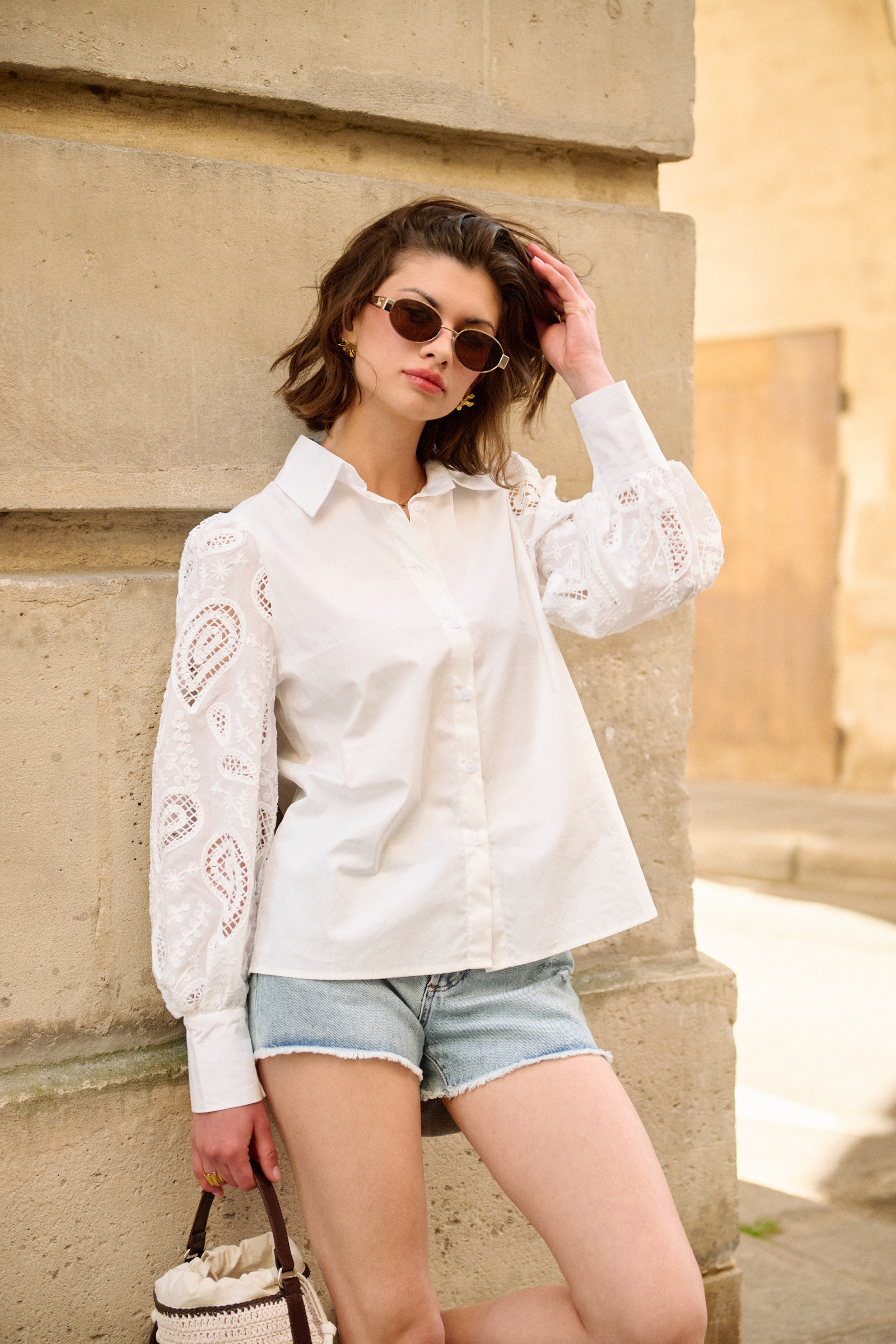 Grossiste Golden Live - Chemise en coton manches brodées ajourées