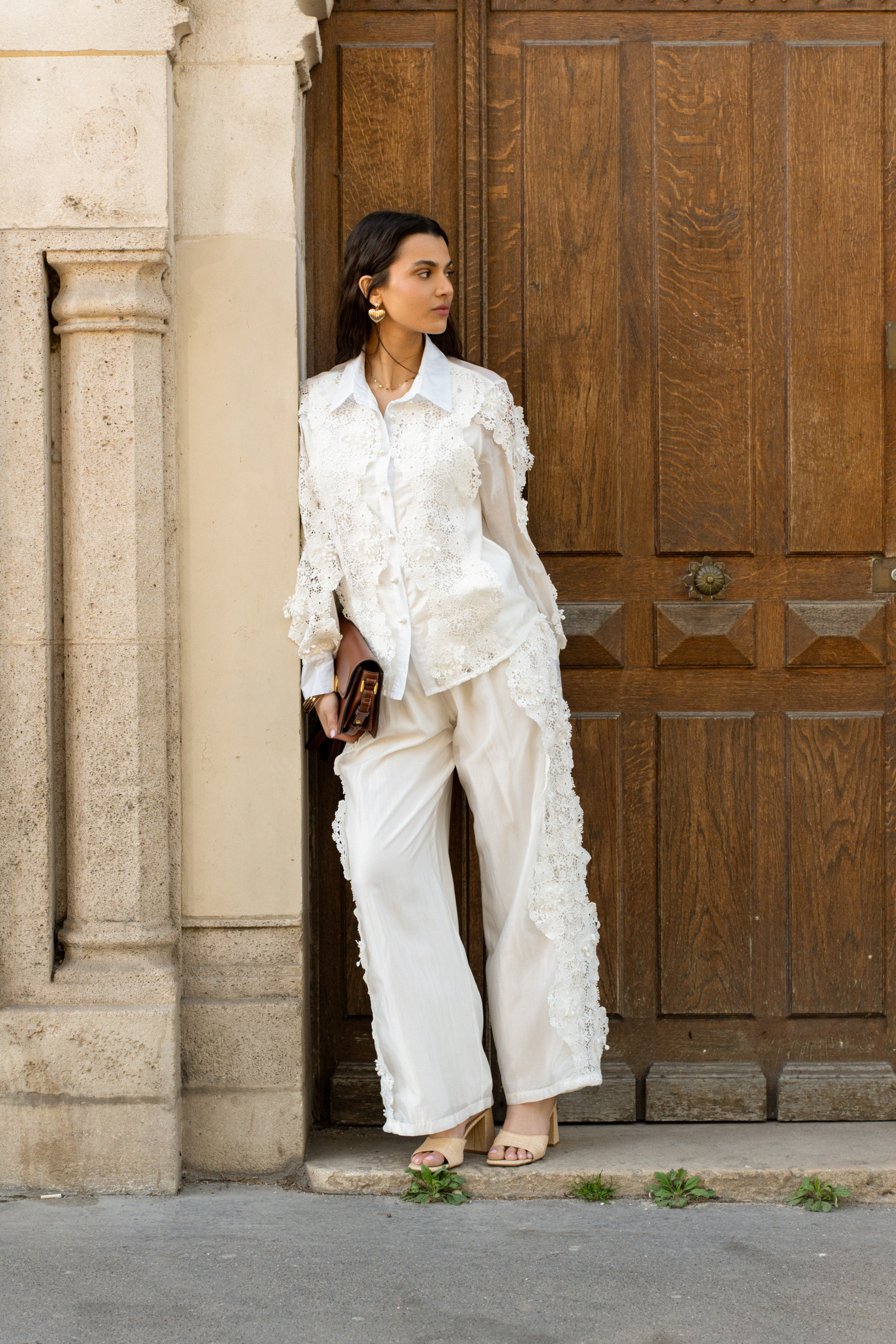 Grossista Golden Live - Completo in tencel con pizzo e ricami