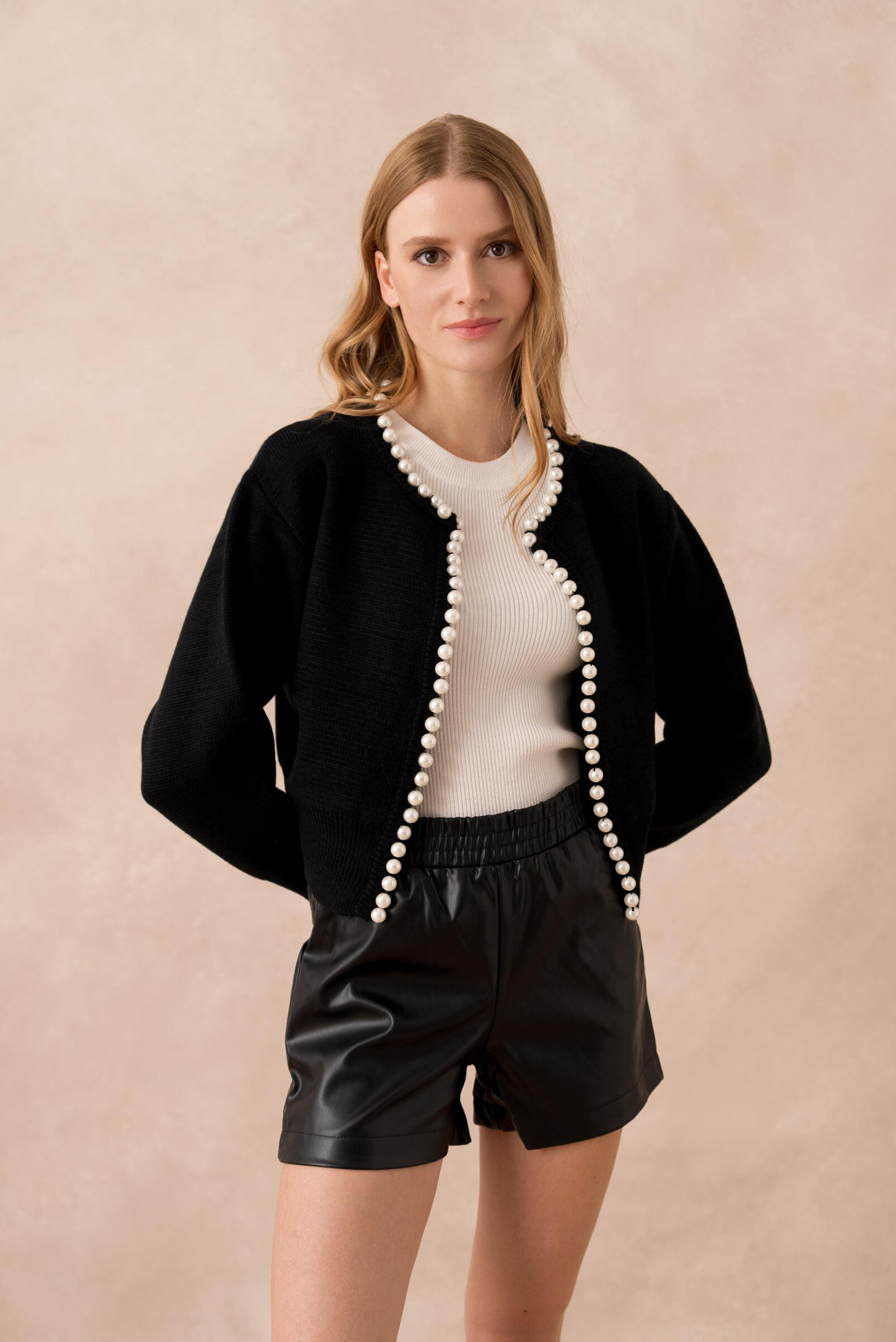 Grossista Golden Live - Cardigan in maglia a coste con perle