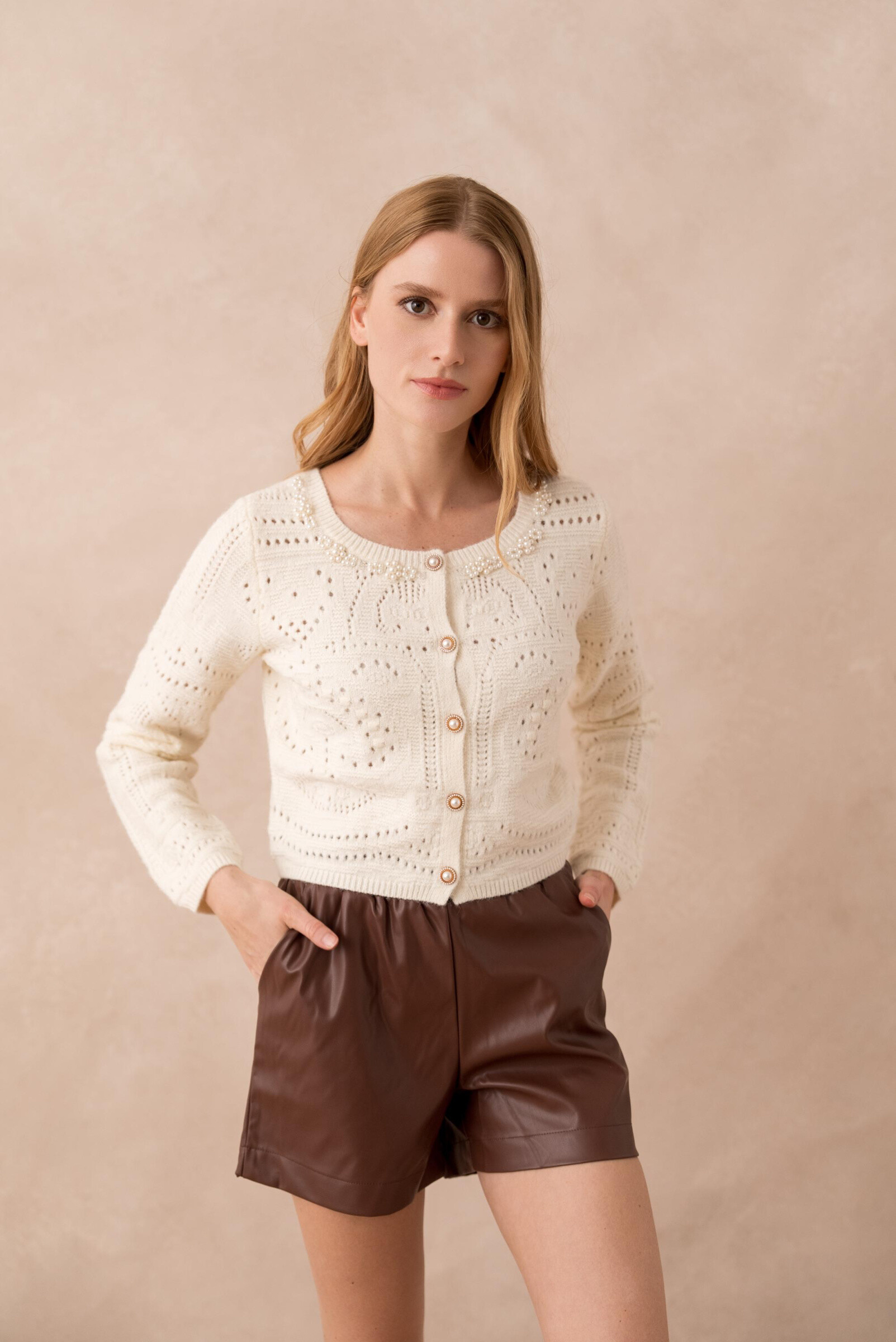 Wholesaler Golden Live - Beaded knit vest