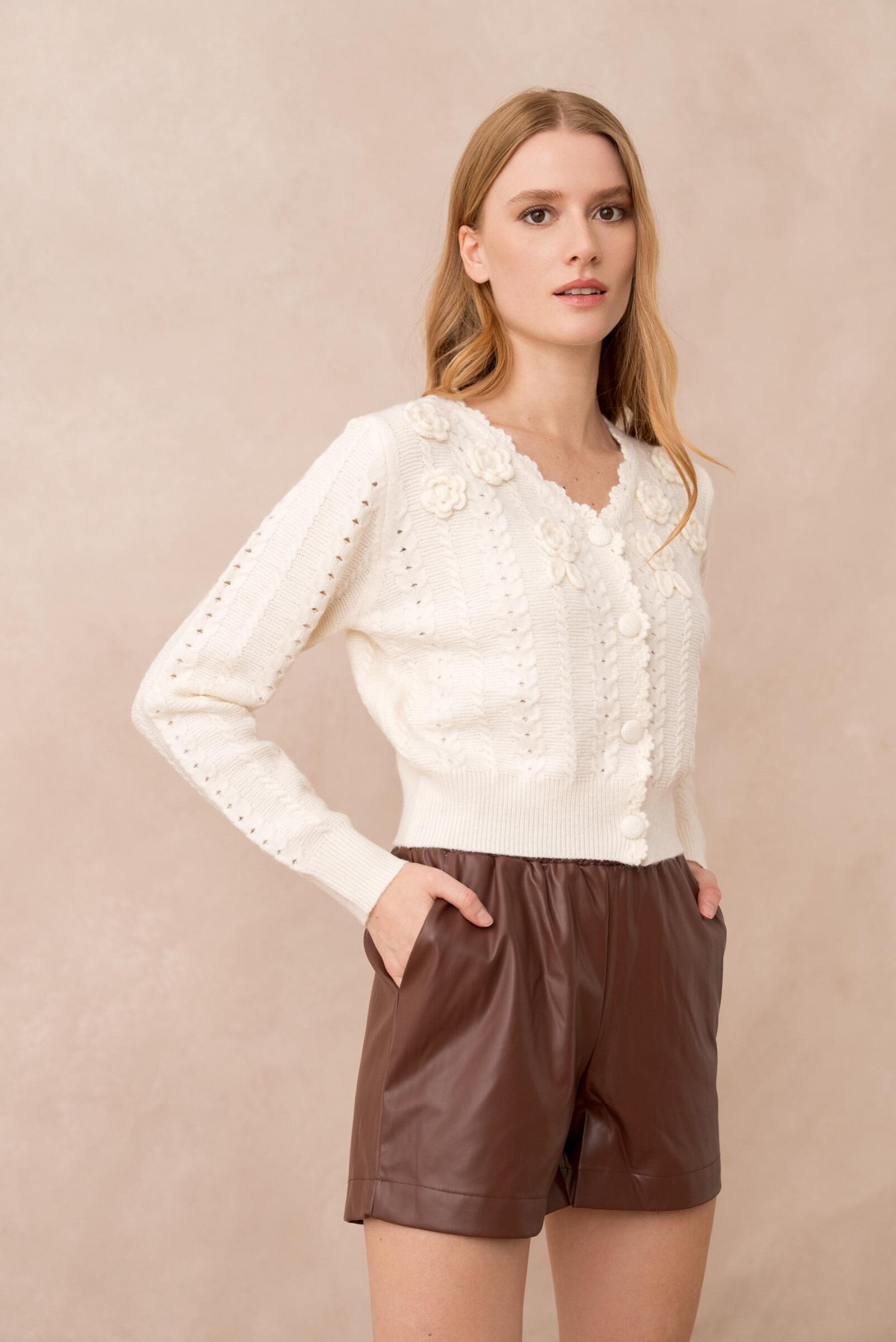 Grossista Golden Live - Cardigan a maglia floreale