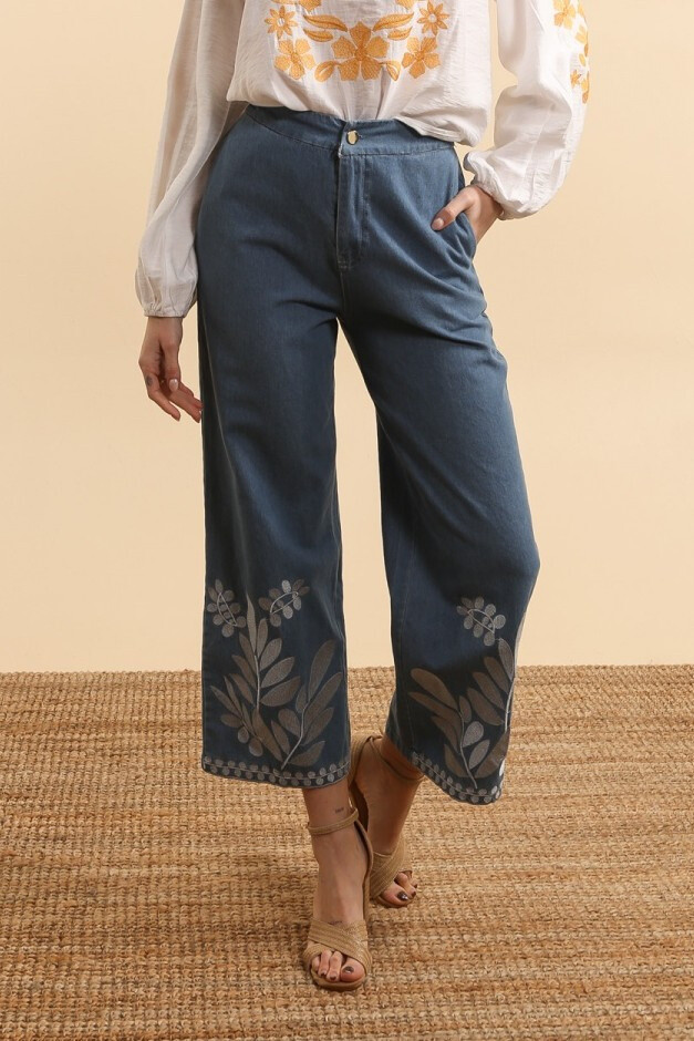 Wholesaler Golden Live - Jeans with embroidery