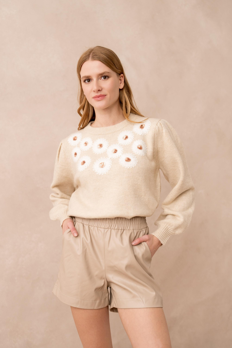 Grossiste Golden Live - Pull en maille à fleurs brodées