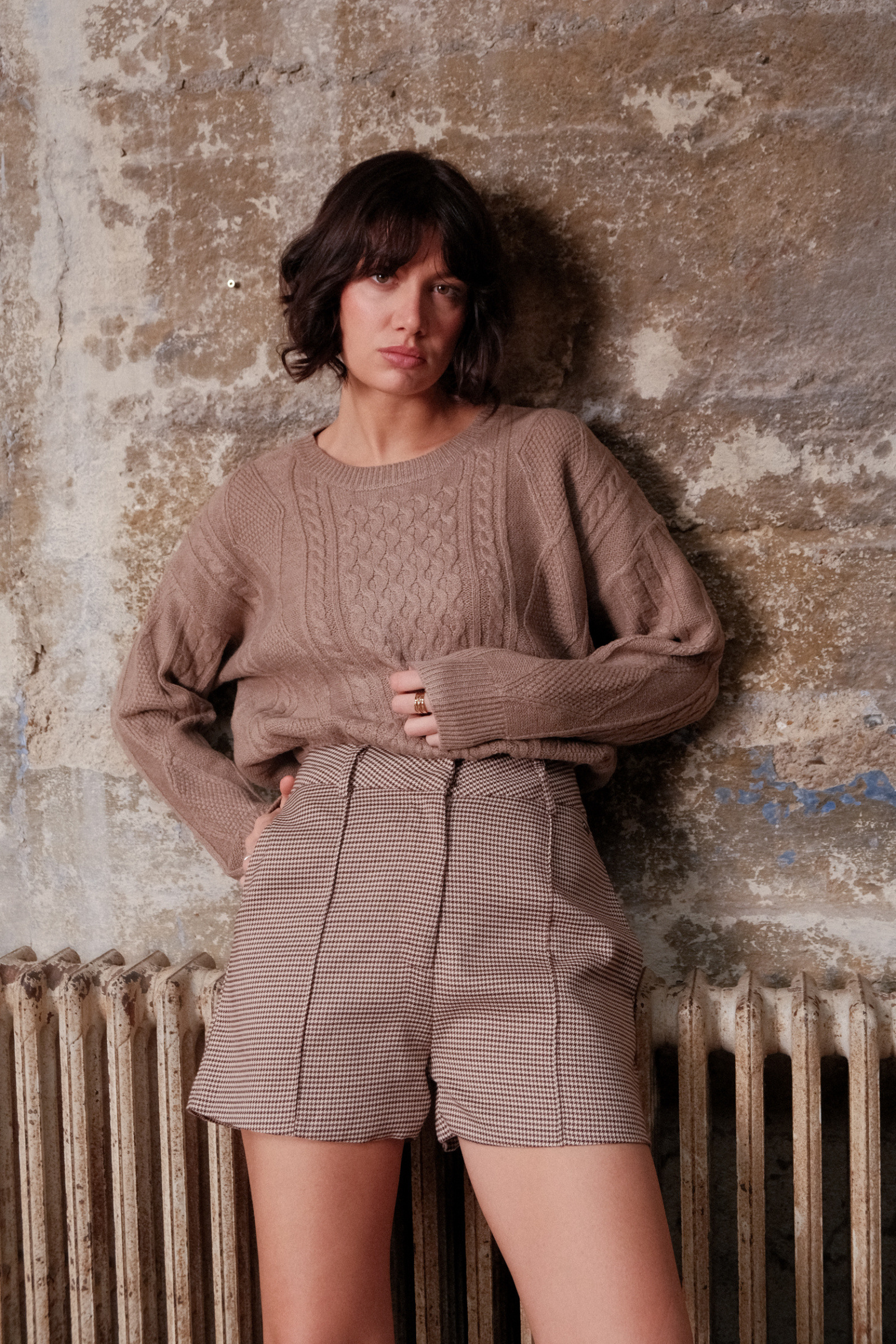Wholesaler Golden Live - Crew neck cable knit sweater