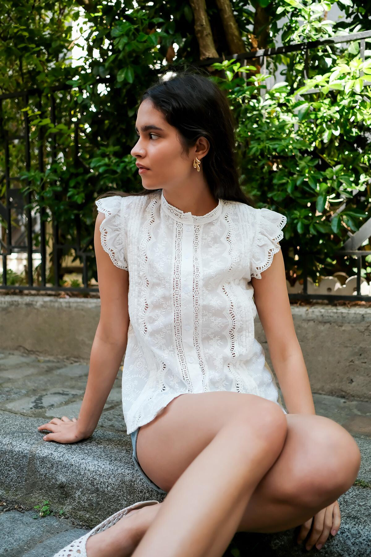 Mayorista Golden Live - Blusa sin mangas de encaje con volantes