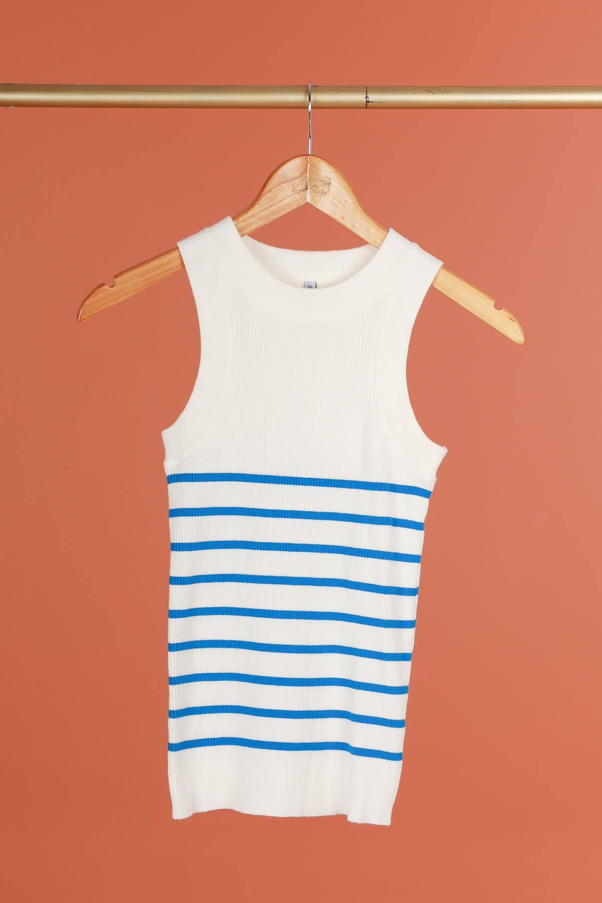 Wholesaler Golden Live - Striped top