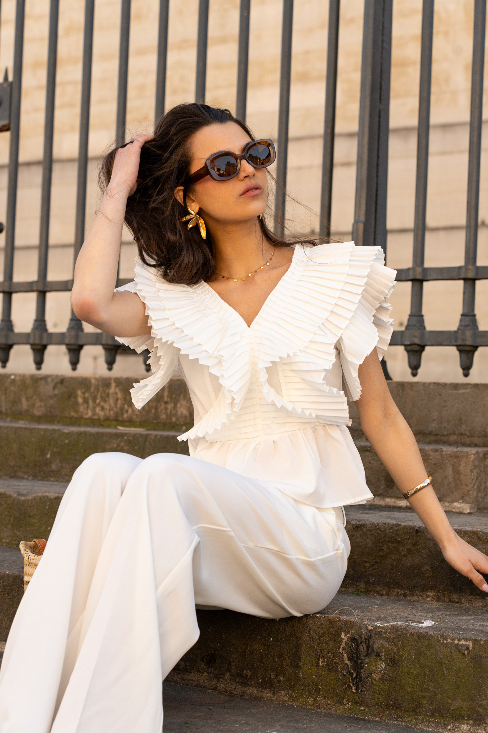 Wholesaler Golden Live - Pleated ruffle V-neck top