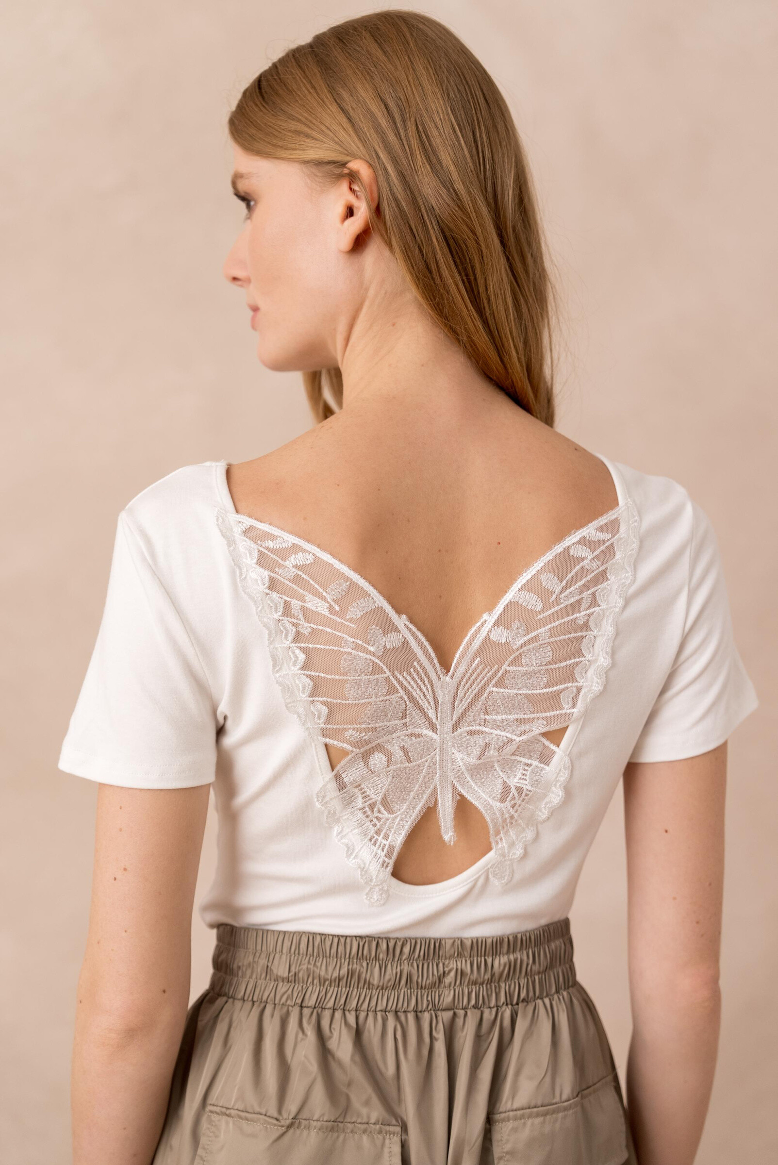Wholesaler Golden Live - T shirt with butterfly on the back